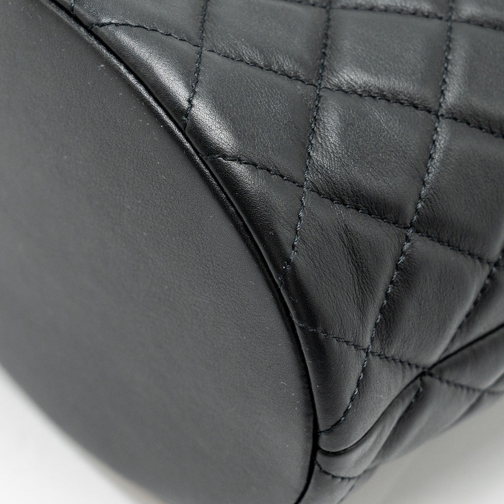 Chanel Top handle boy bucket bag lambskin black