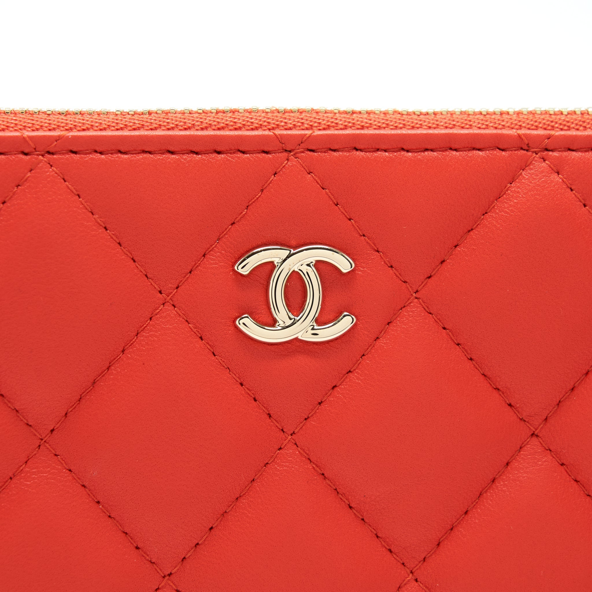 Chanel Habana O Case Pouch Lambskin Red