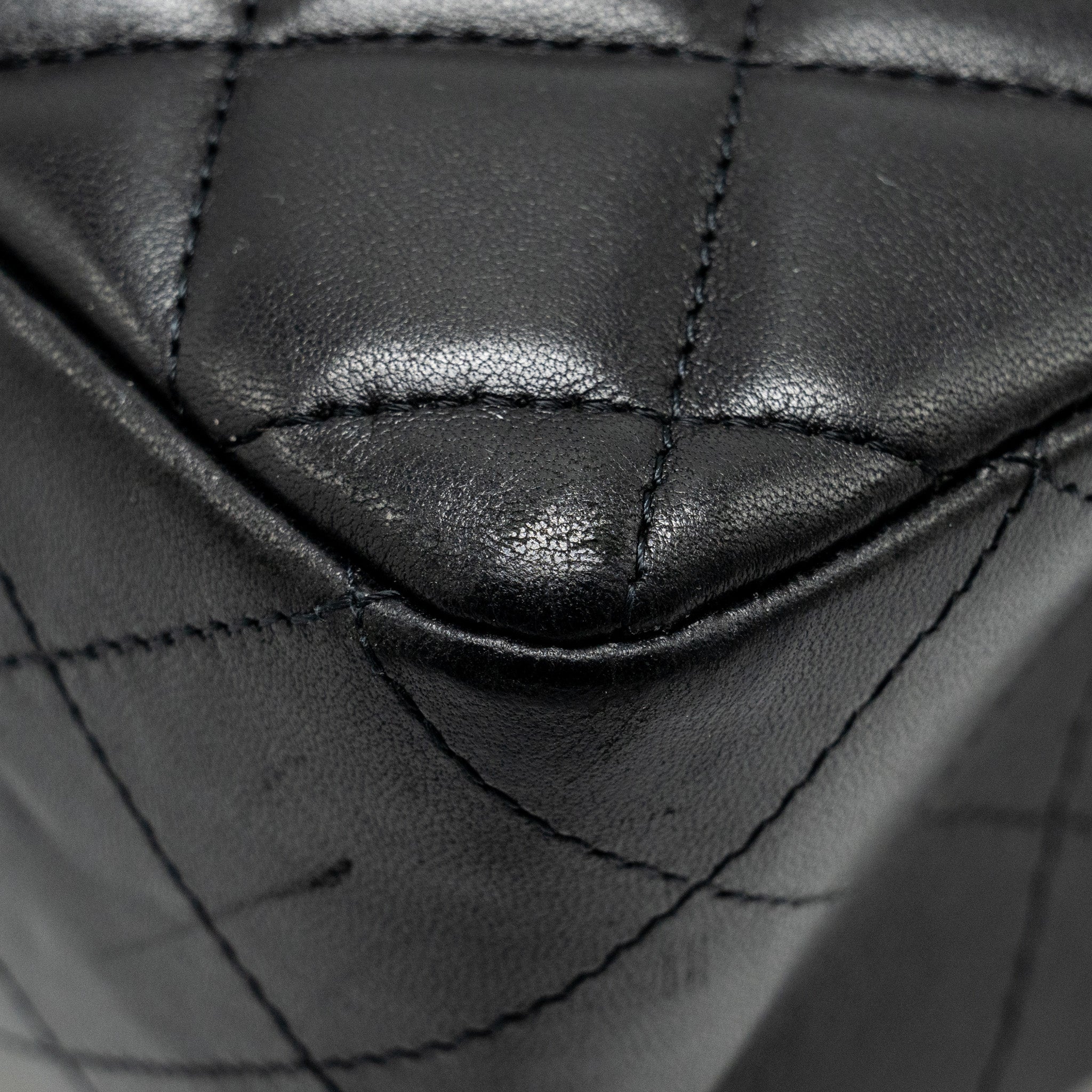 Chanel Classic single Flap Bag Lambskin Black