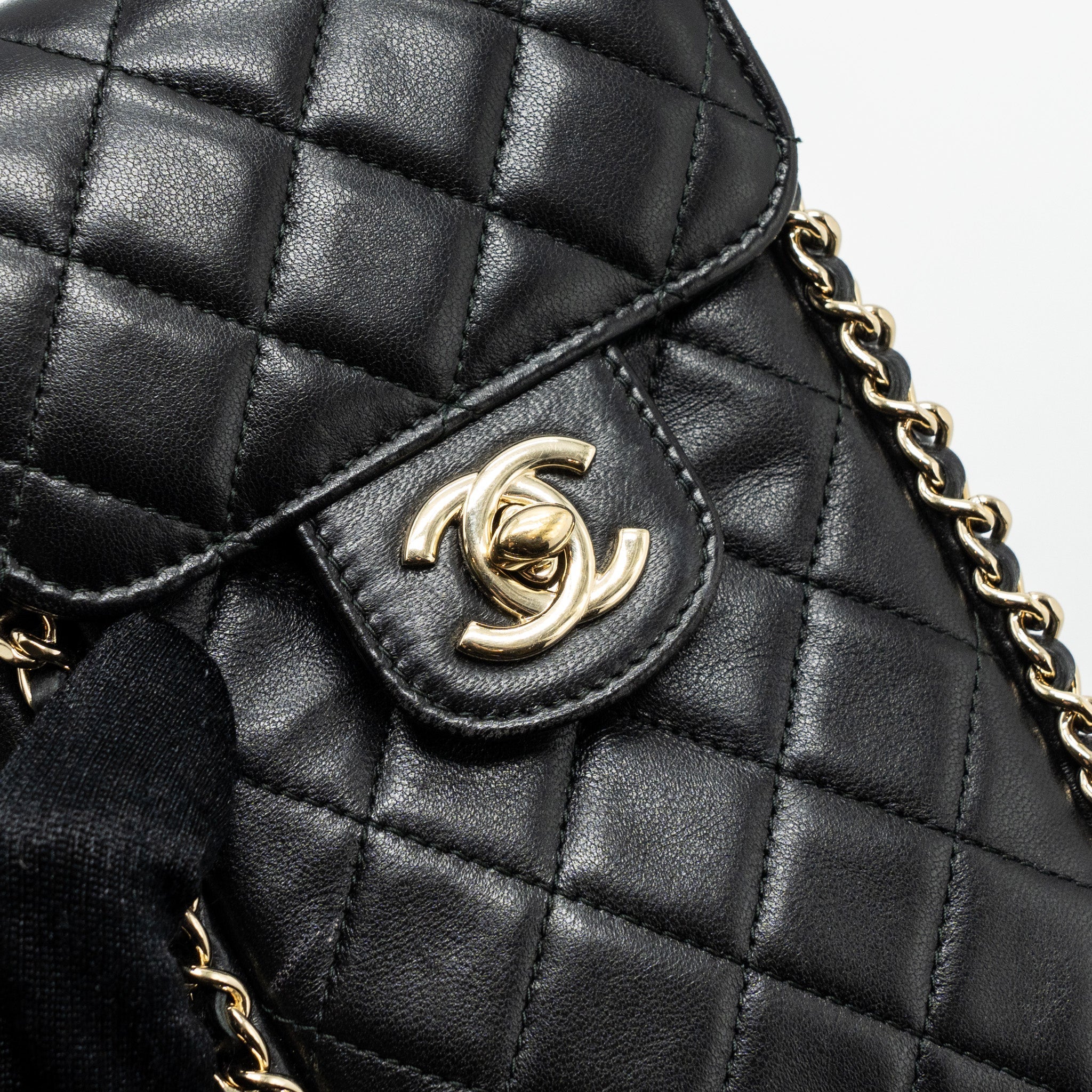Chanel Phone Holder With Chain Lambskin Black L