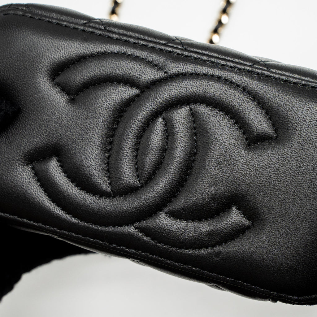 Chanel 23C Pearl Crush Long Vanity with Chain Lambskin Black L (Microchip)