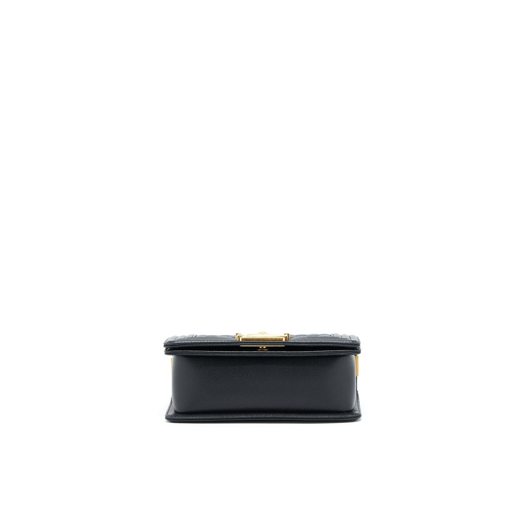 Chanel Small Boy Bag Caviar Black  (Microchip )
