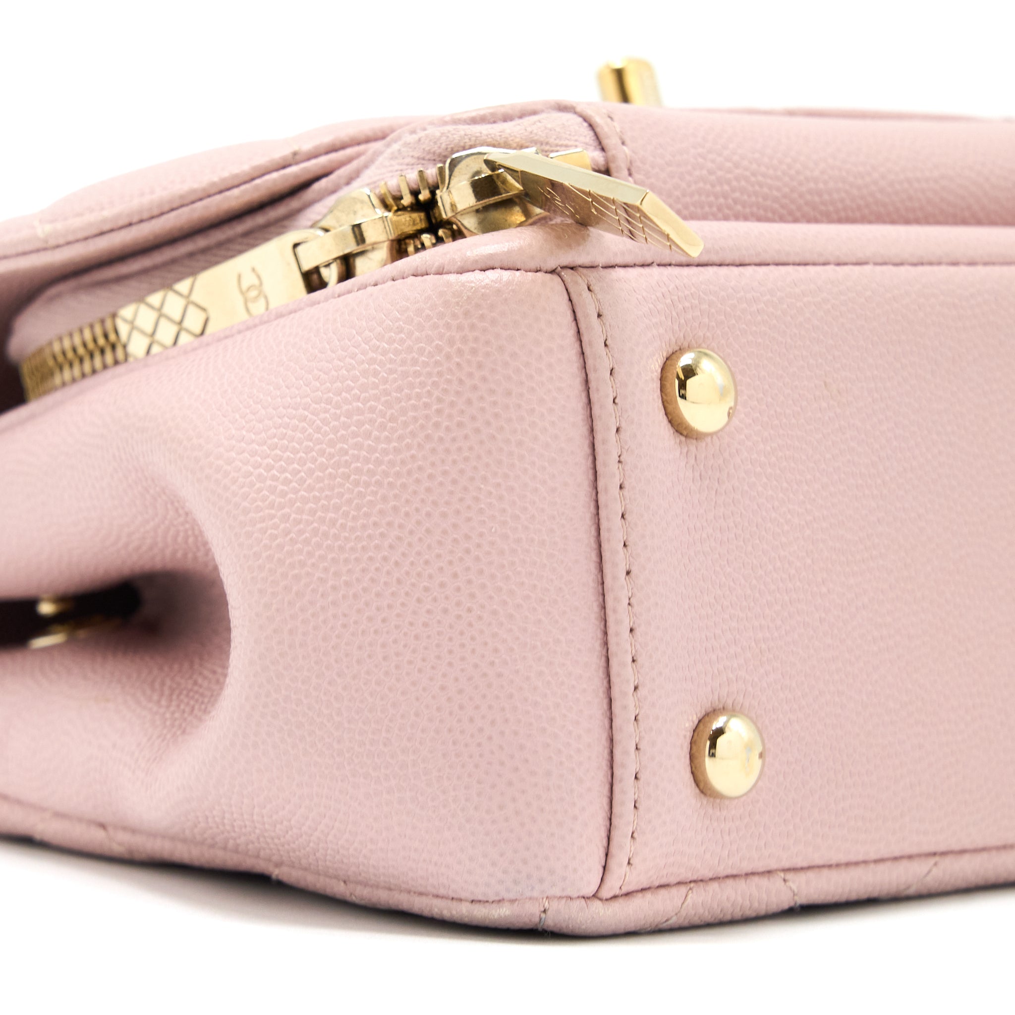 Chanel Small Business Affinity Bag Caviar Light Pink L