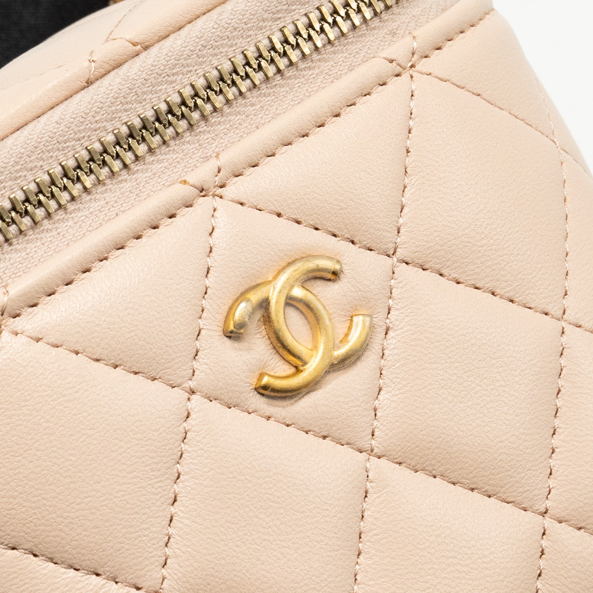 Chanel Pearl Crush Mini Vanity with Chain Lambskin Light Beige