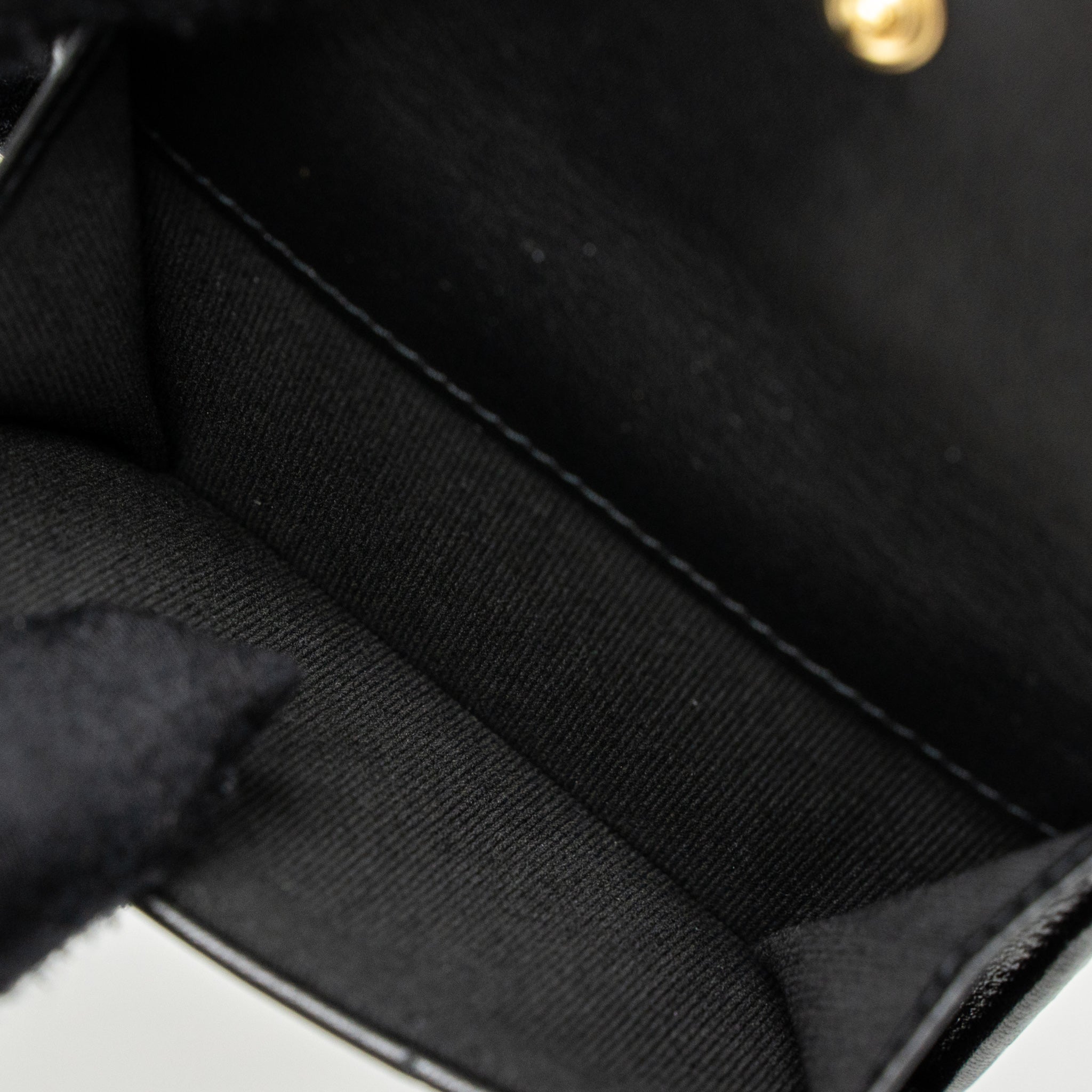 Chanel 19 Flap Compact Wallet Lambskin Black  (Microchip)