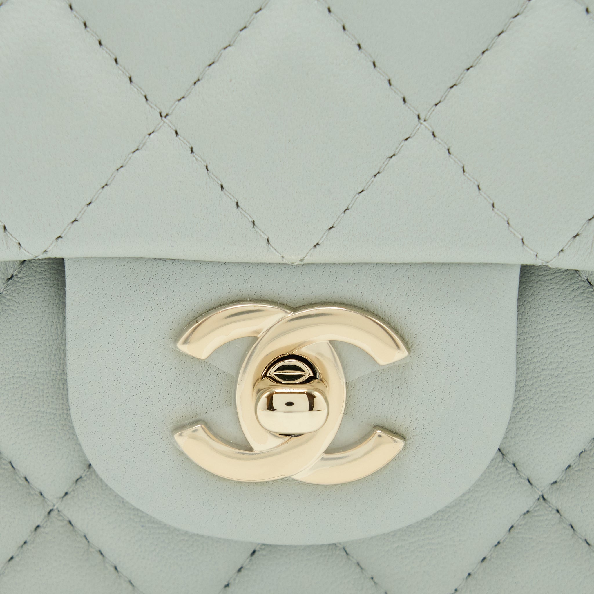 Chanel 23C Mini Rectangular Flap Bag Lambskin Light Grey L (Microchip)