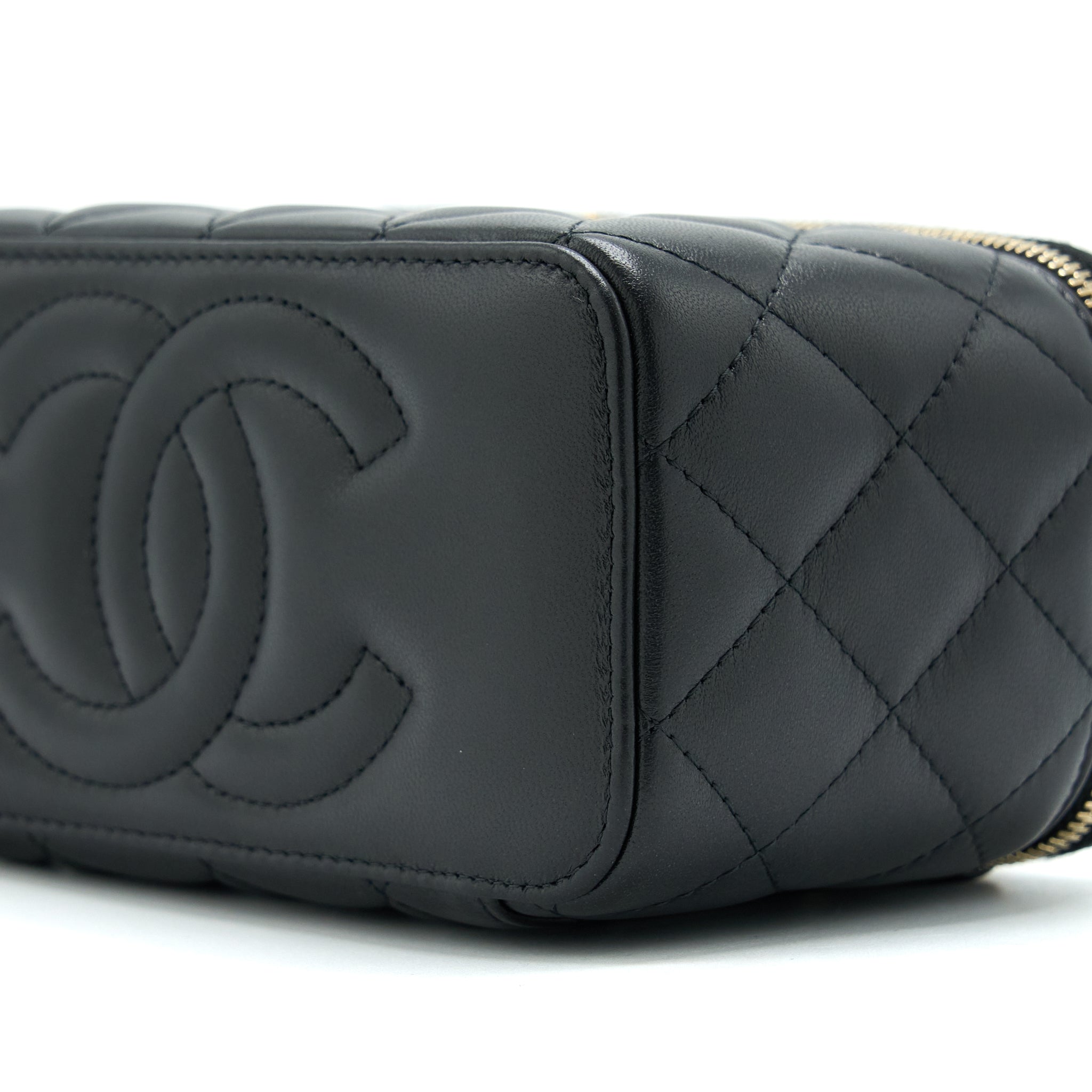 Chanel 22B Pearl Crush Long Vanity With Chain Lambskin Black