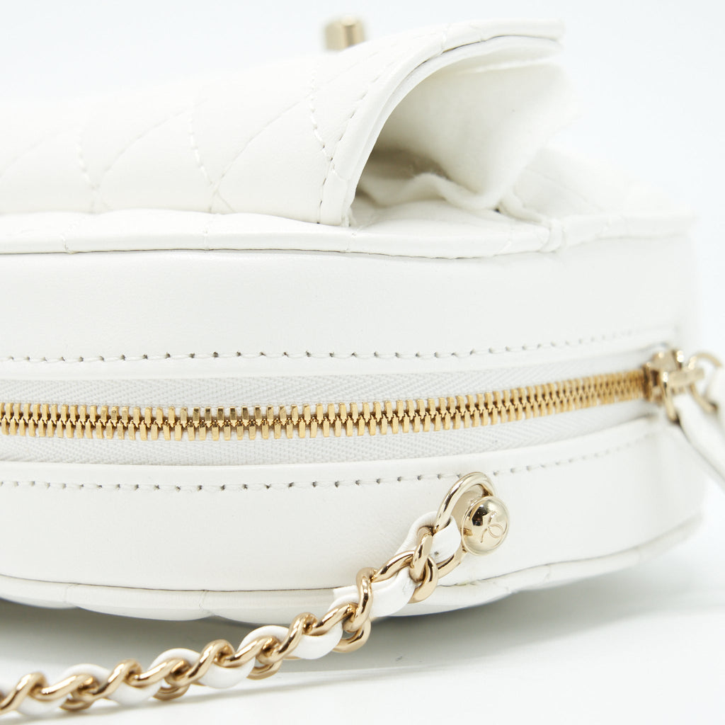 Chanel 22S Heart Bag Lambskin White L