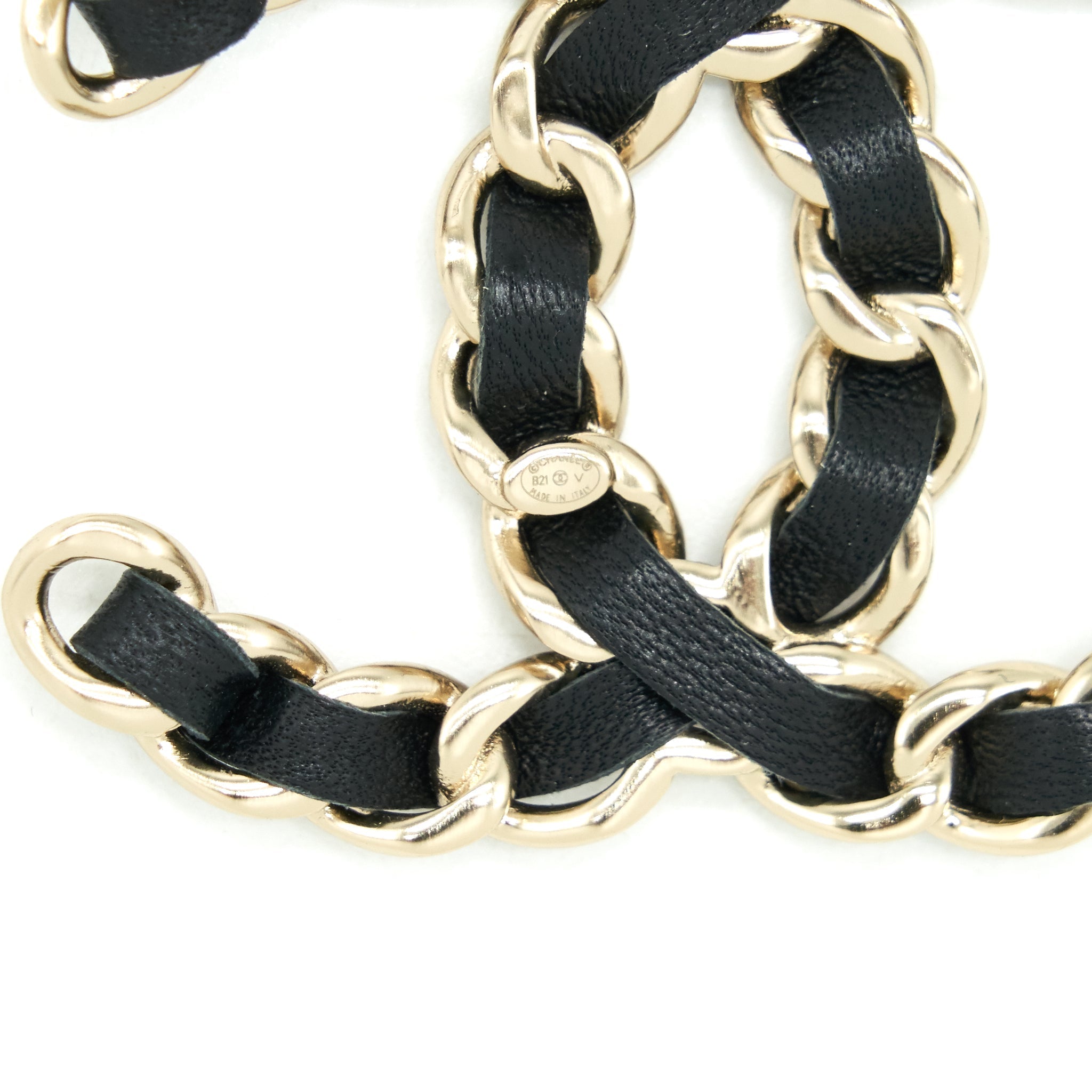 Chanel CC Logo Leather chain Brooch Black L