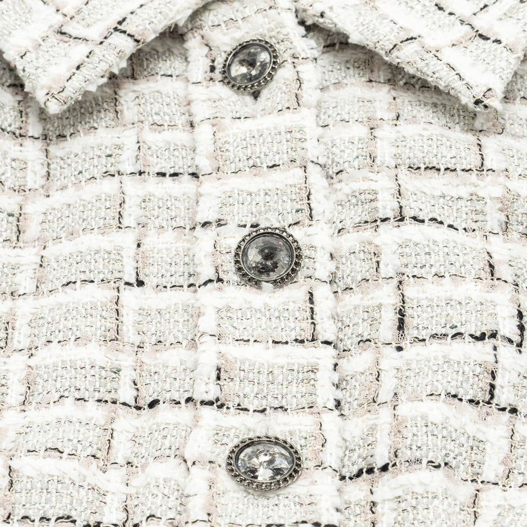 Chanel size 34 22C Tweed Short Jacket Light Grey/White/Black