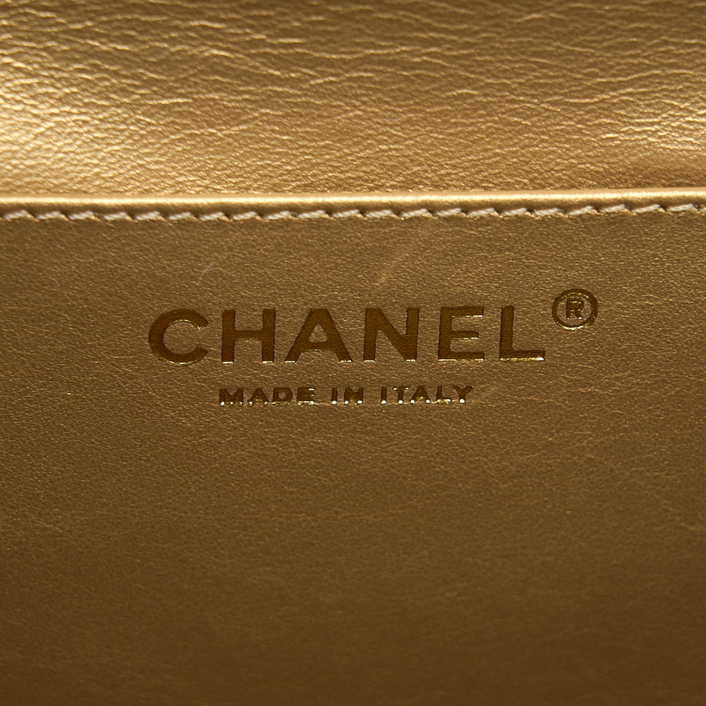 Chanel Kiss Lock Clasp Bag Lambskin Black Brushed