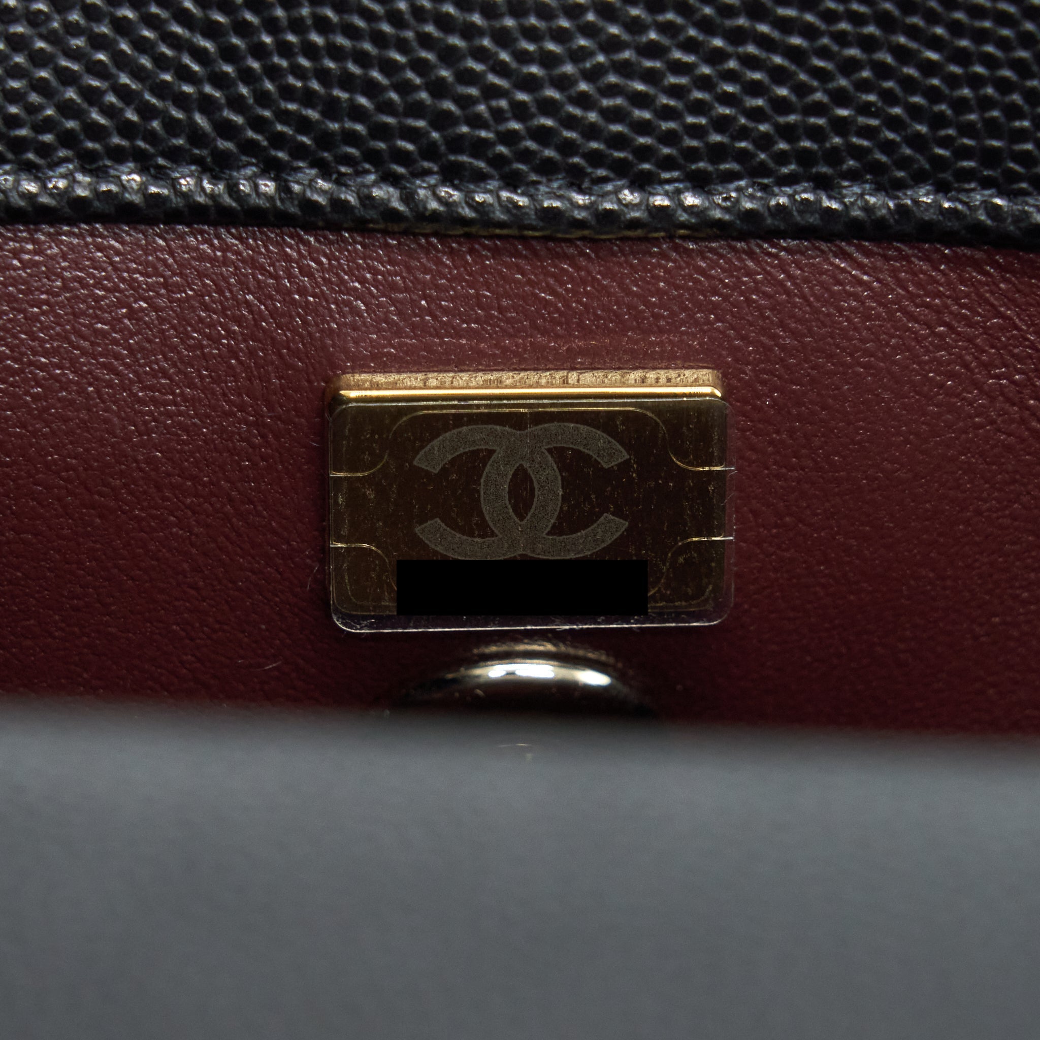 Chanel 22P Small Coco Handle Caviar Black L