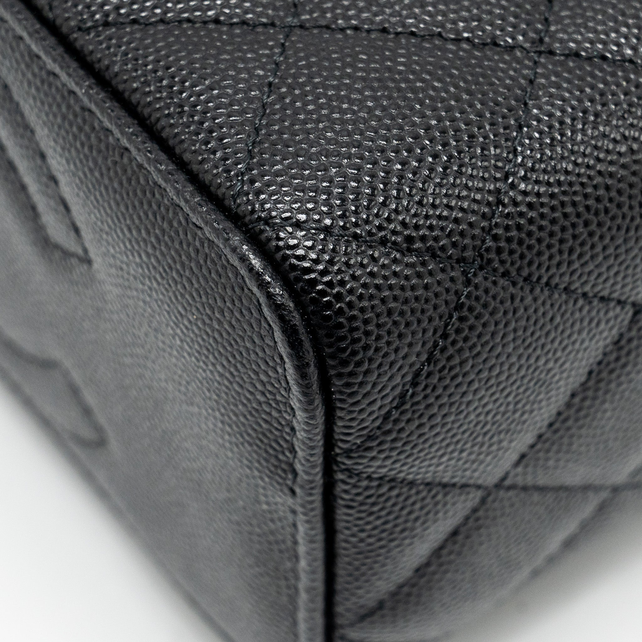 CHANEL Long Vanity With Chain Caviar Black L