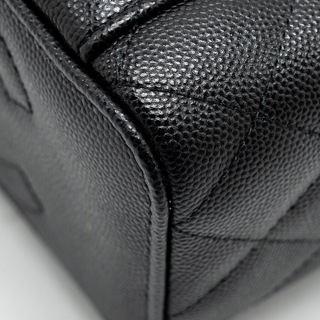 CHANEL Long Vanity With Chain Caviar Black L