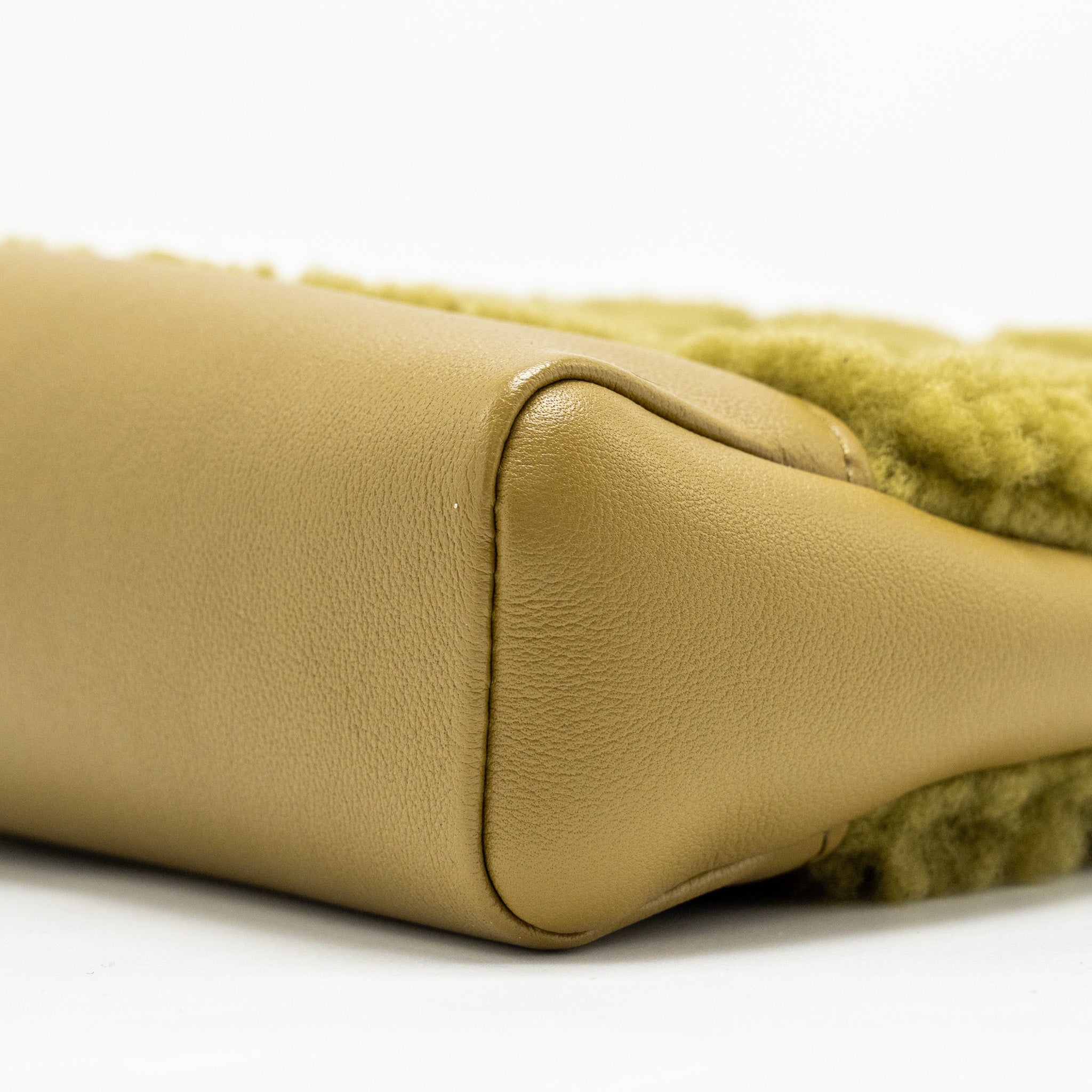 Chanel Mini 31 Bag Calfskin/Fur Olive Green L(Microchip)