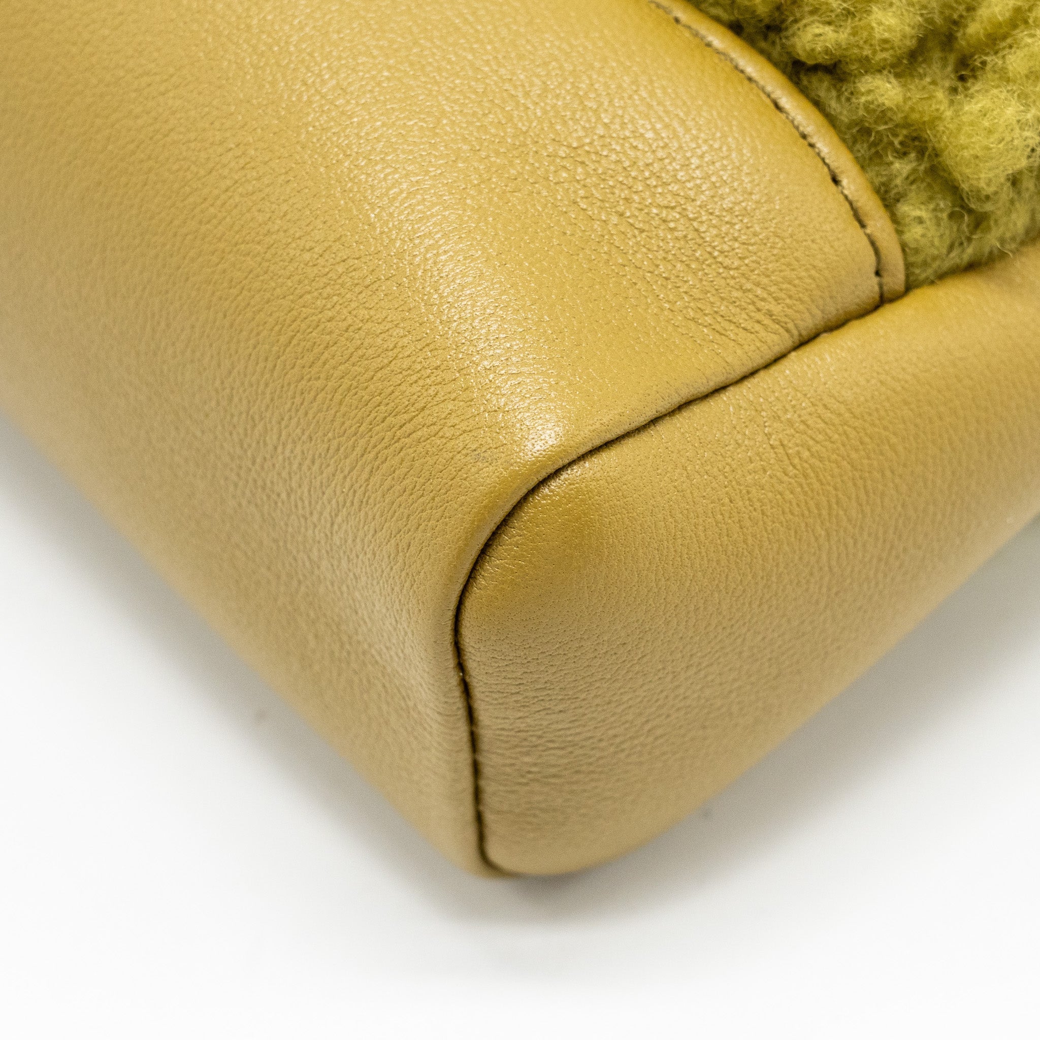 Chanel Mini 31 Bag Calfskin/Fur Olive Green L(Microchip)
