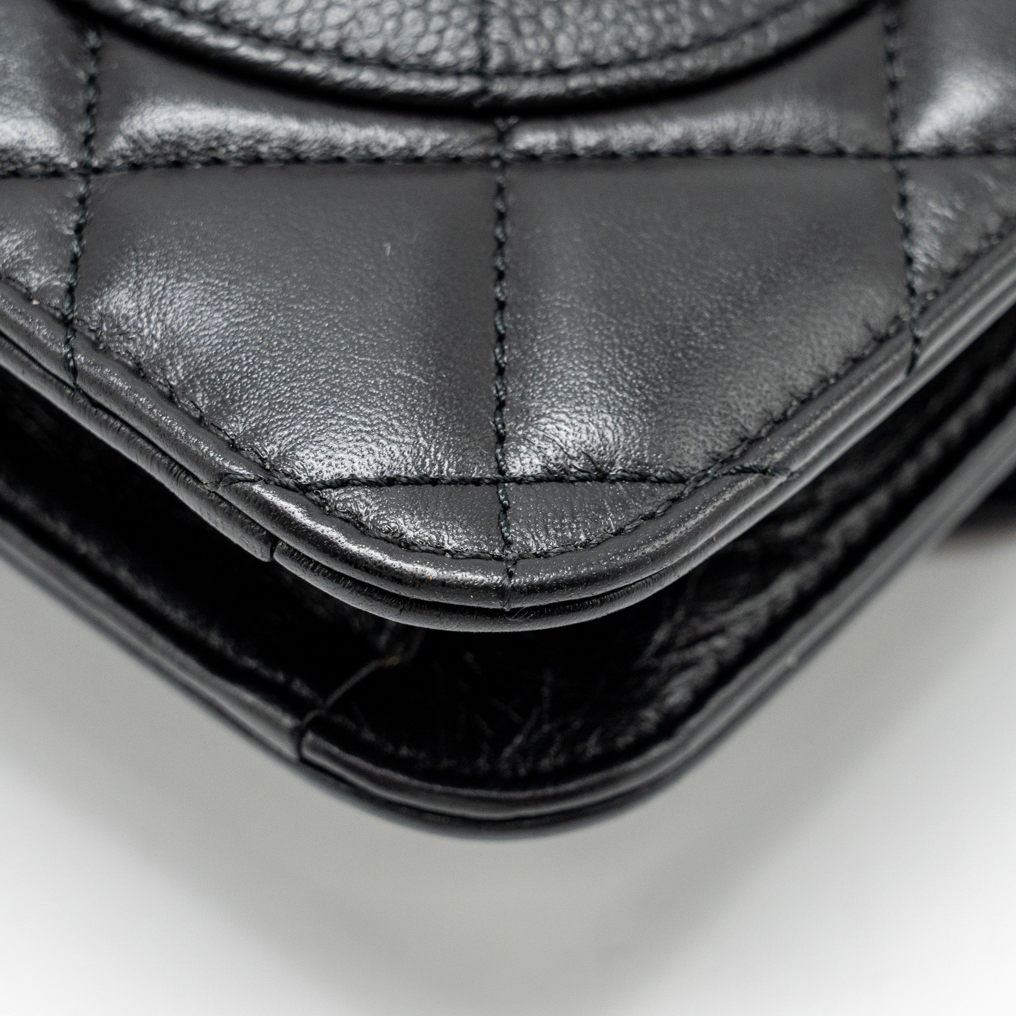 Chanel Quilted Flap Bag Calfskin/Caviar Black