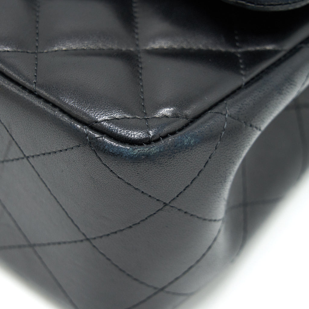 Chanel Classic Jumbo double flap Bag Lambskin Black
