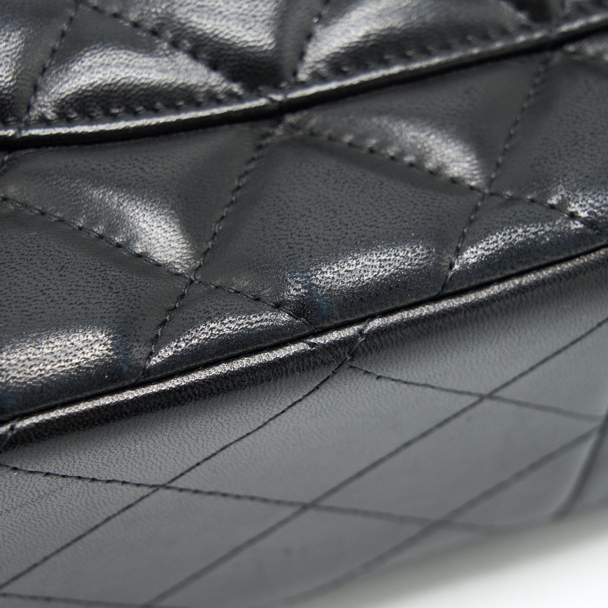 Chanel Classic Jumbo double flap Bag Lambskin Black