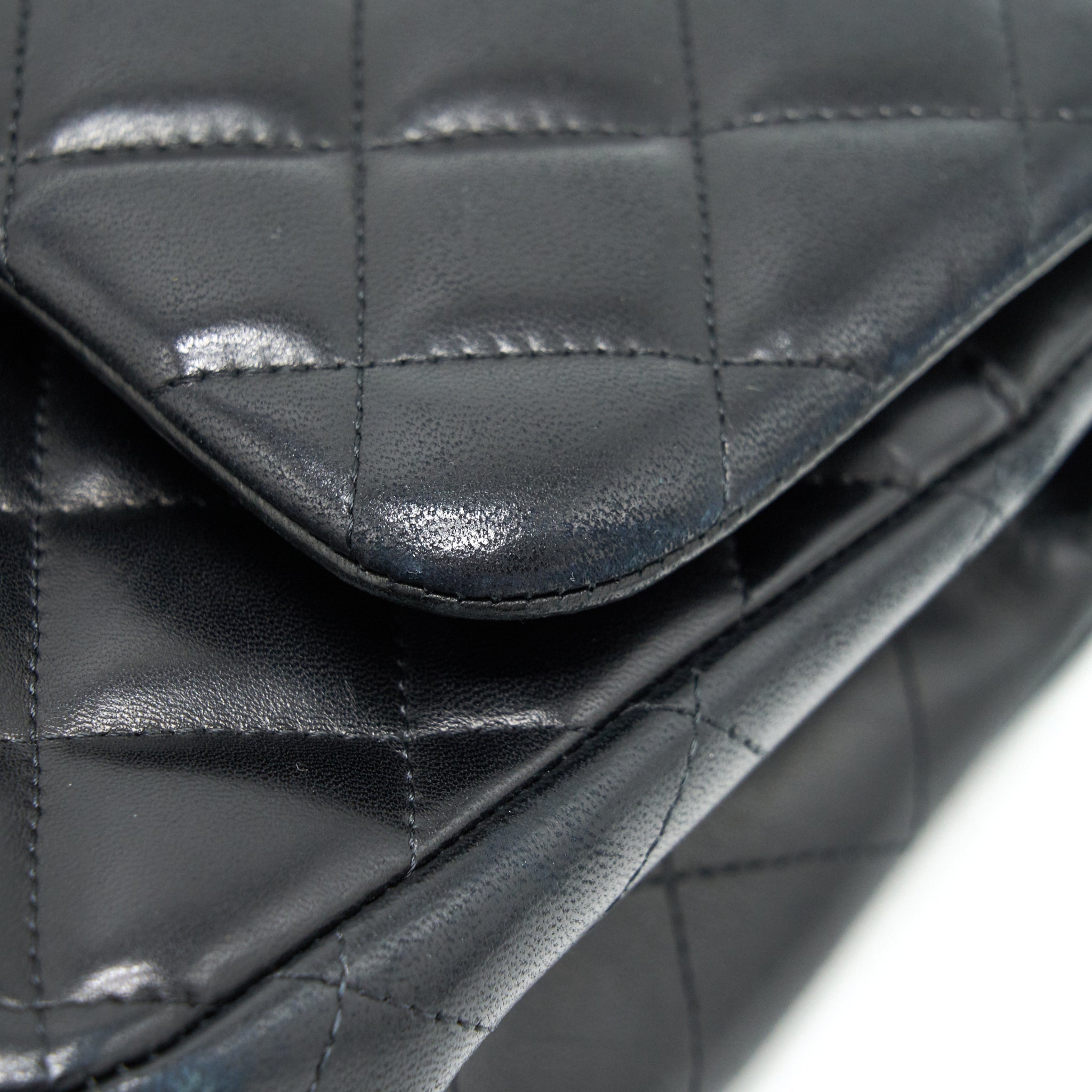Chanel Classic Jumbo double flap Bag Lambskin Black