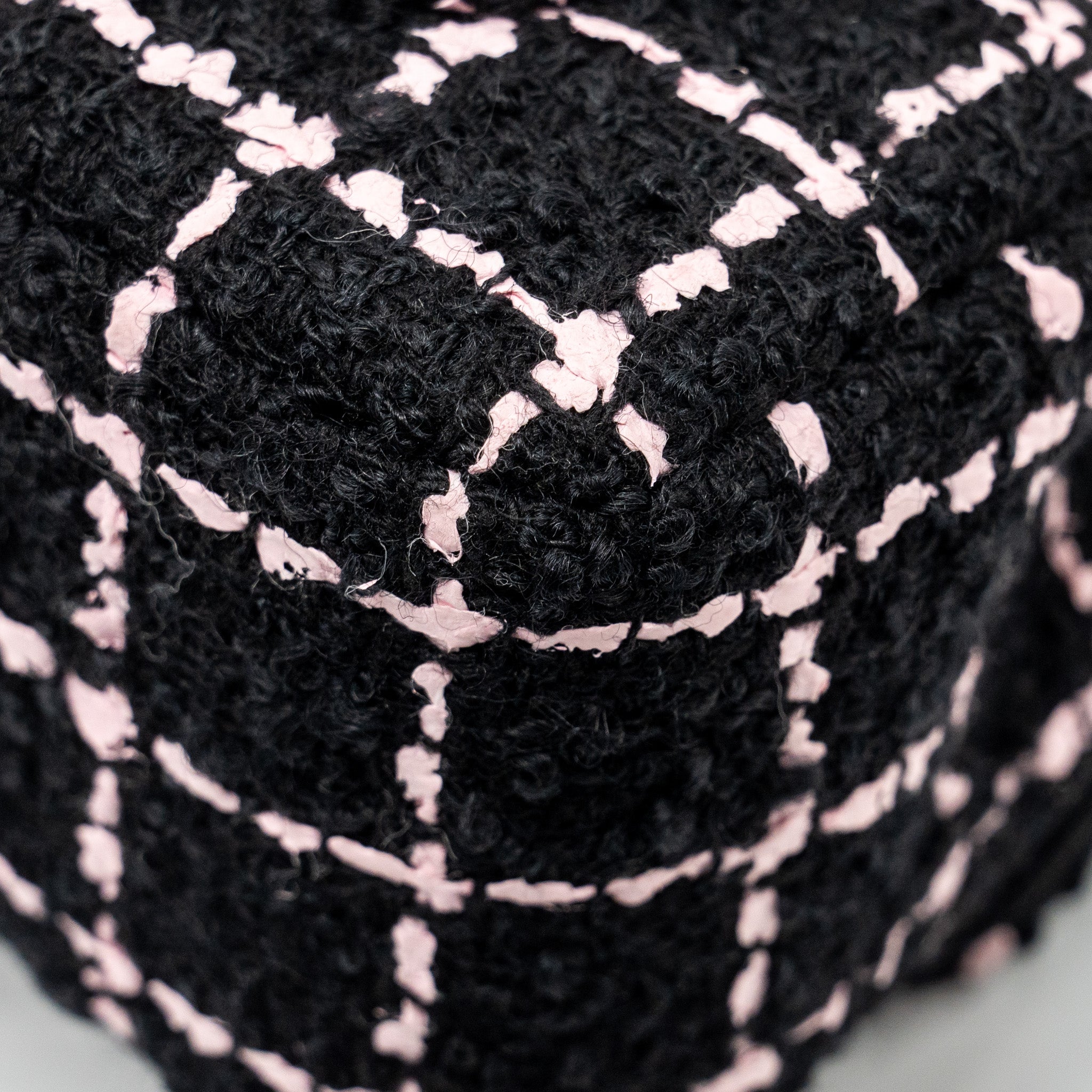 Chanel 23K Flower Bomb Mini Rectangular Flap Bag Tweed Black / Pink L (Microchip)