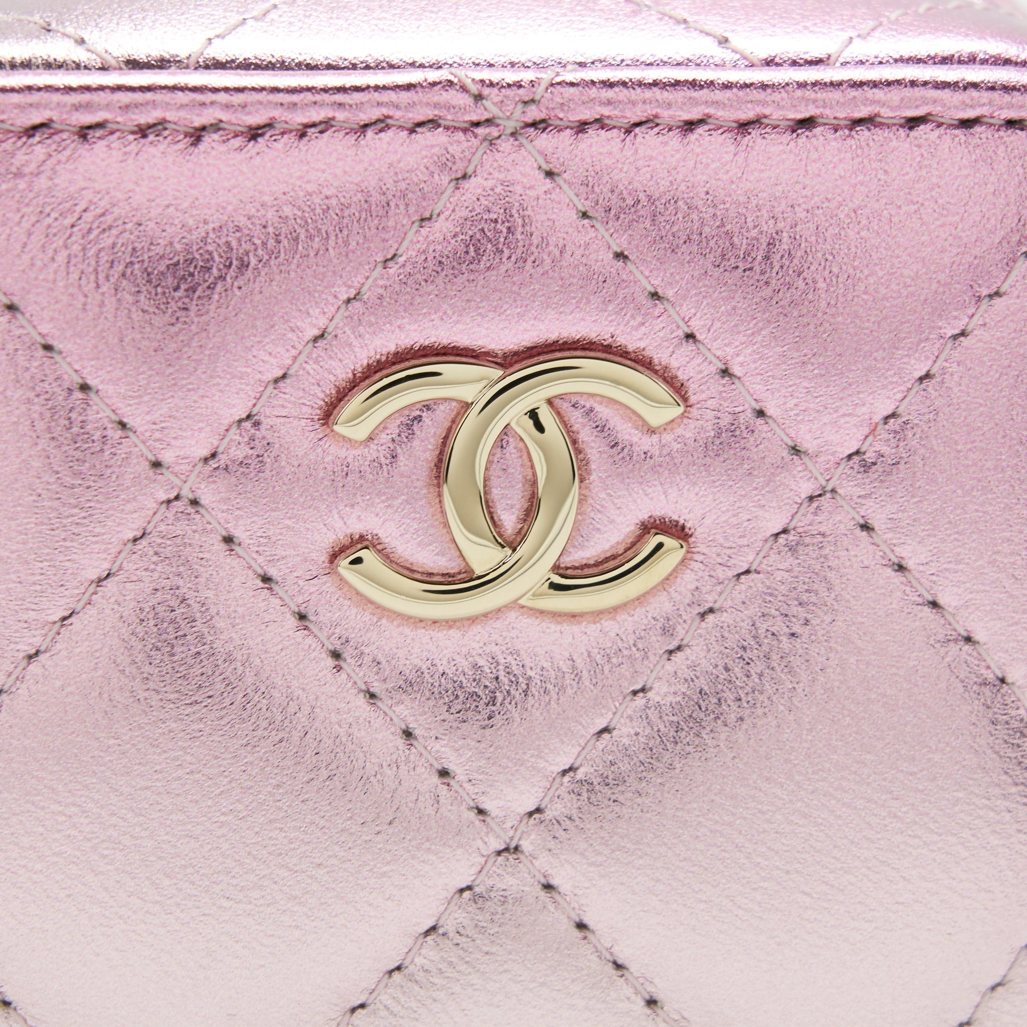 Chanel Mini Vanity With Giant Chain Iridescent Pink L