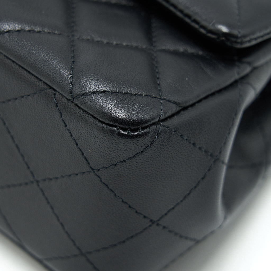 Chanel mini rectangular flap Bag Lambskin Black L