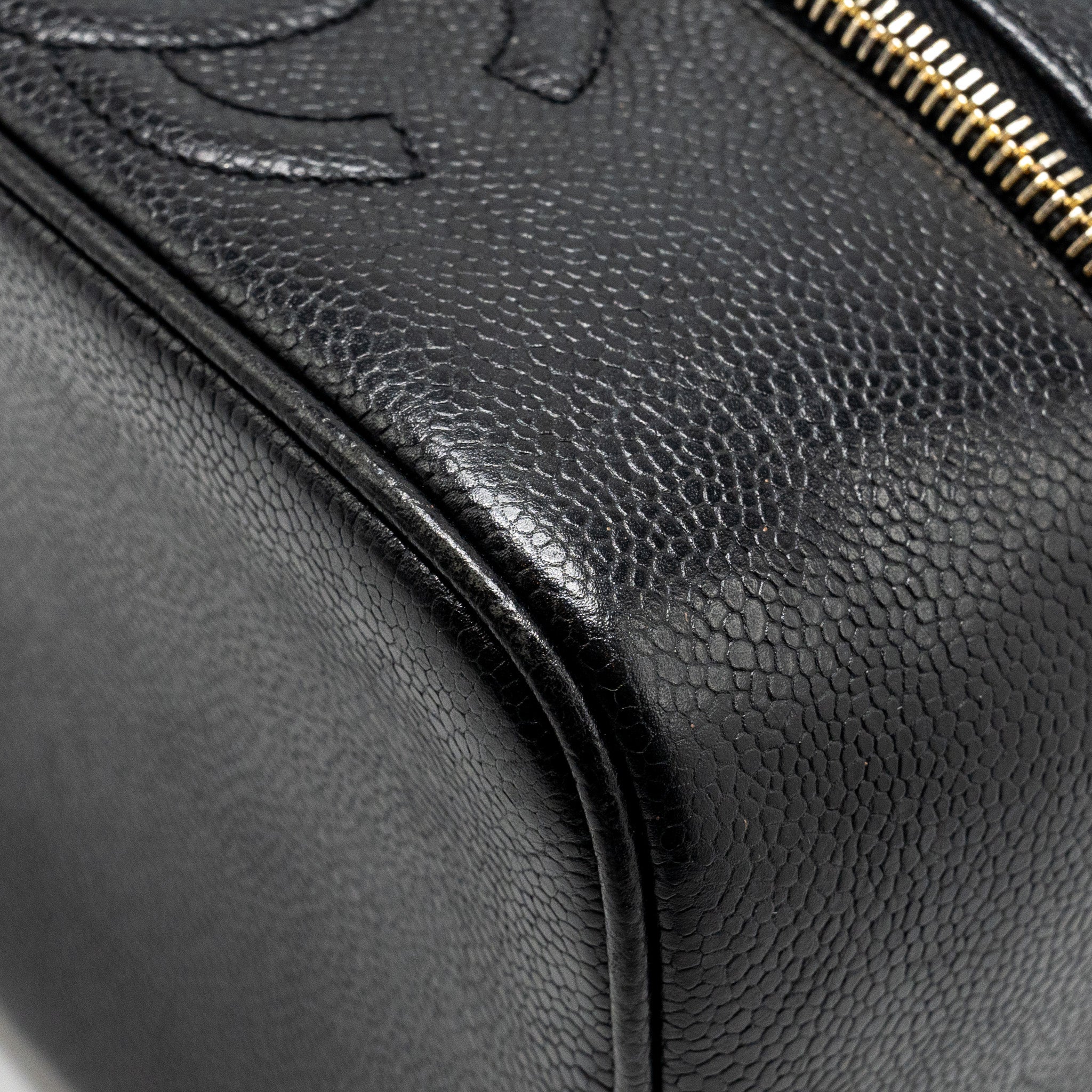 CHANEL VINTAGE Vanity Case Caviar Black