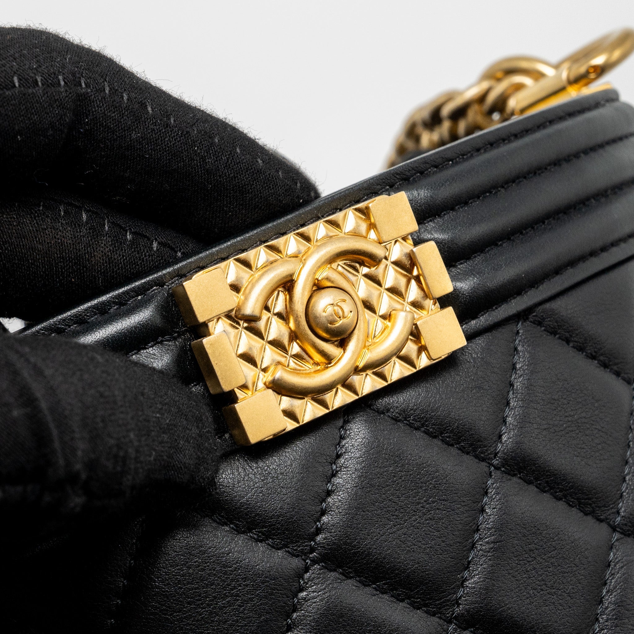 Chanel Top handle boy bucket bag lambskin black