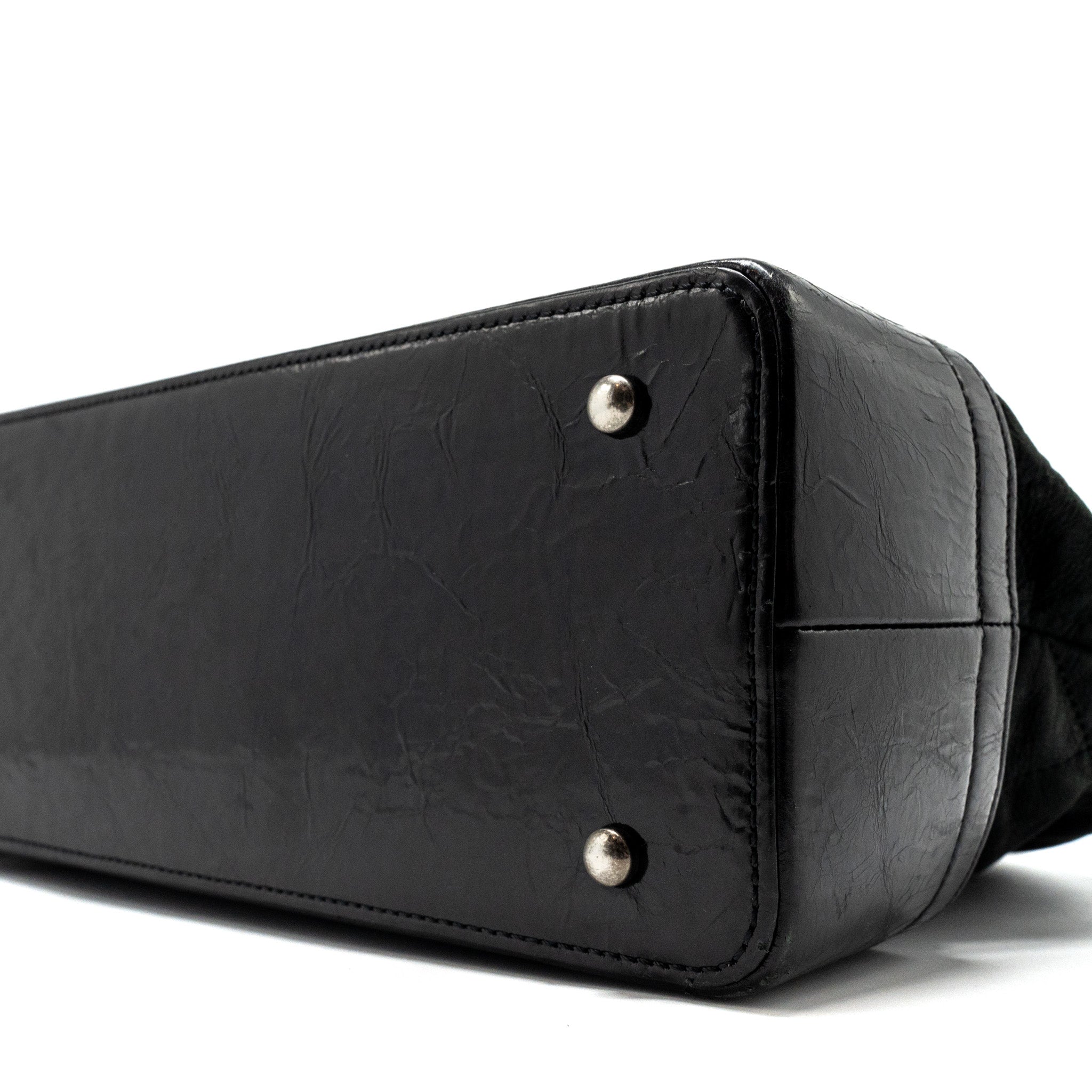 Chanel large quilted shoulder bag Calfskin black