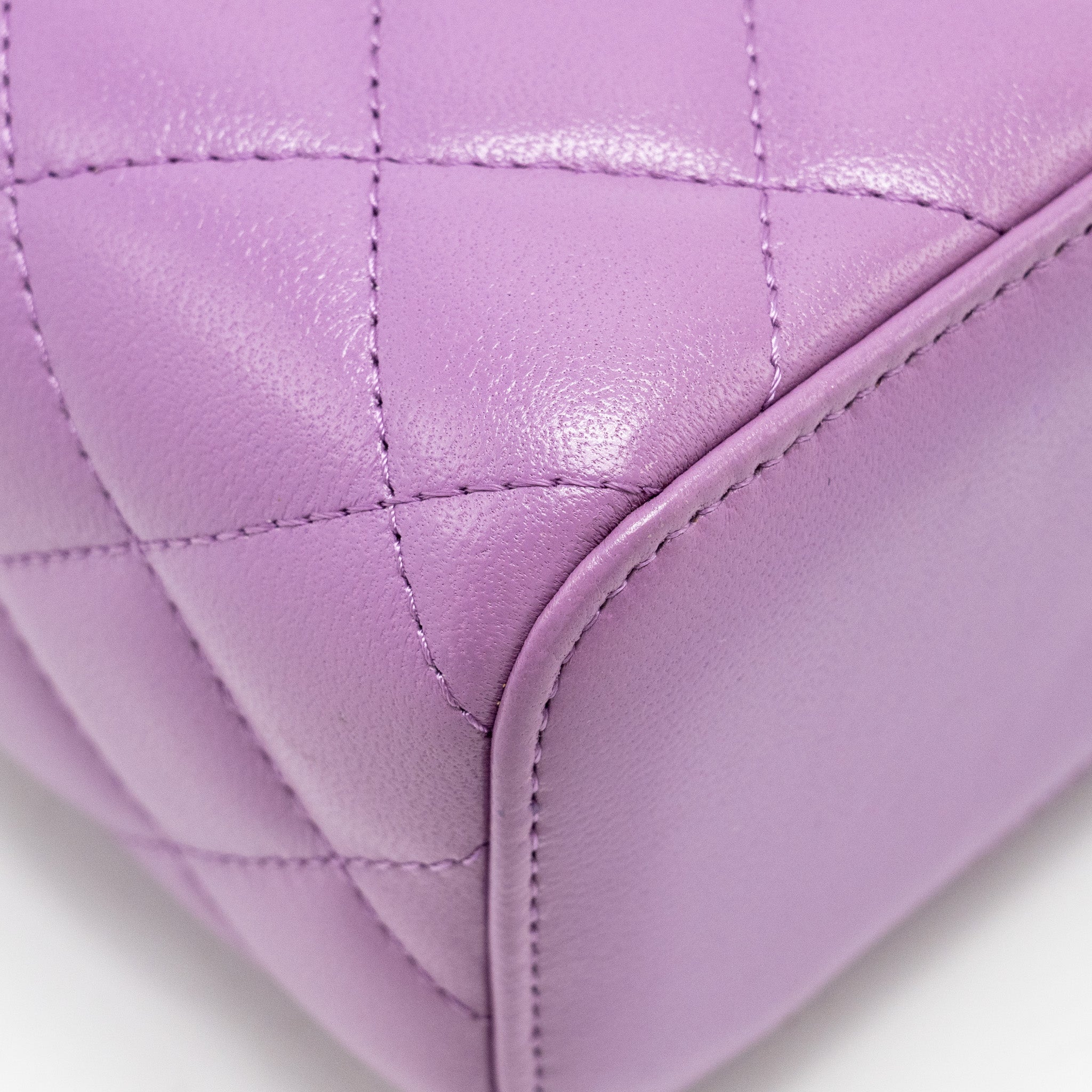 CHANEL Pearl Crush Mini Vanity With Chain Lambskin Purple