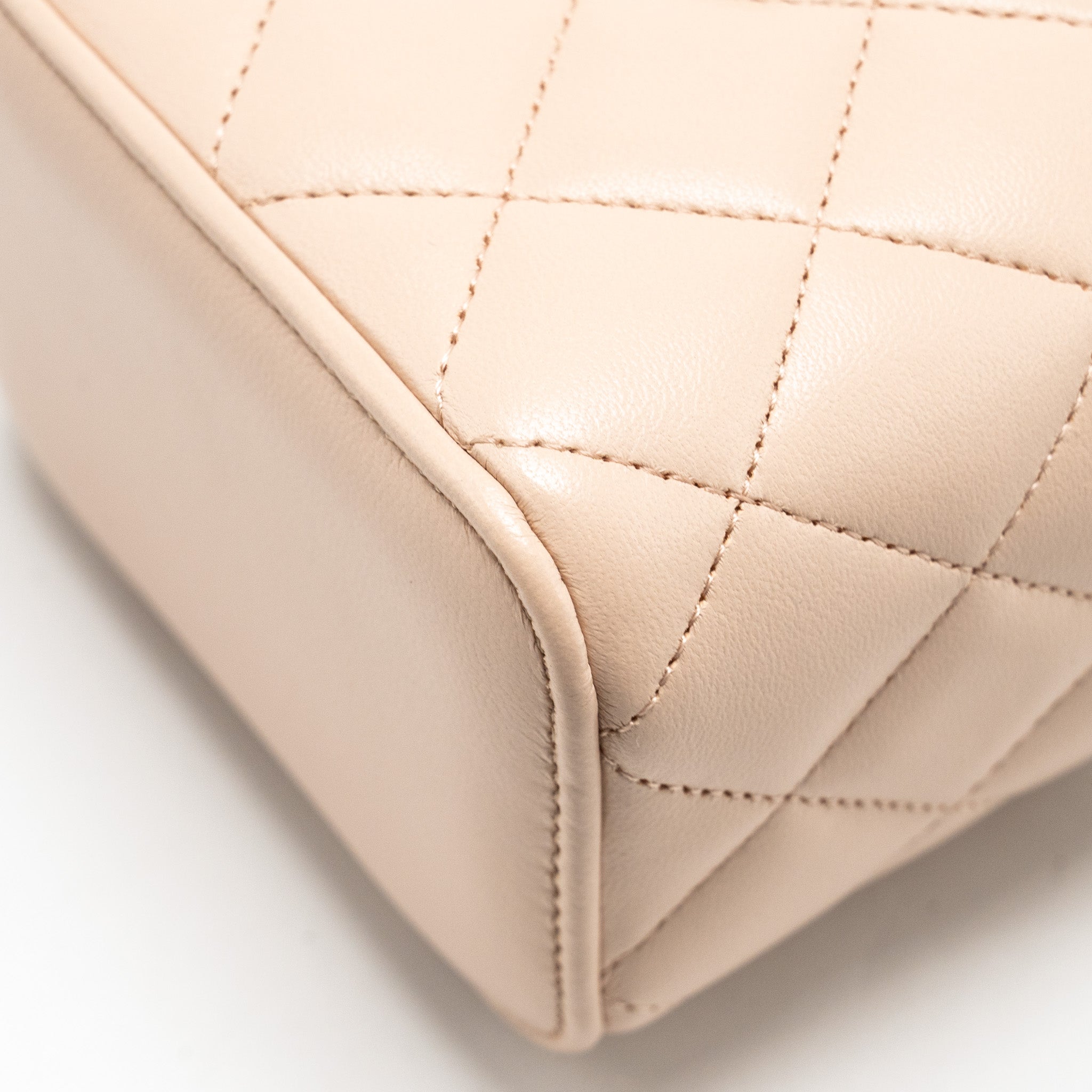 Chanel Pearl Crush Mini Vanity with Chain Lambskin Light Beige