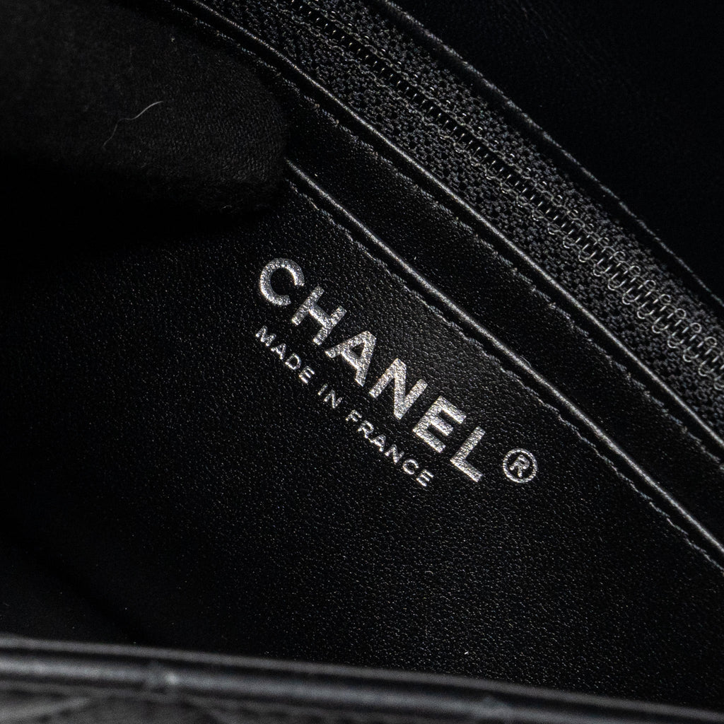 Chanel mini rectangular flap bag lambskin black  (microchip)