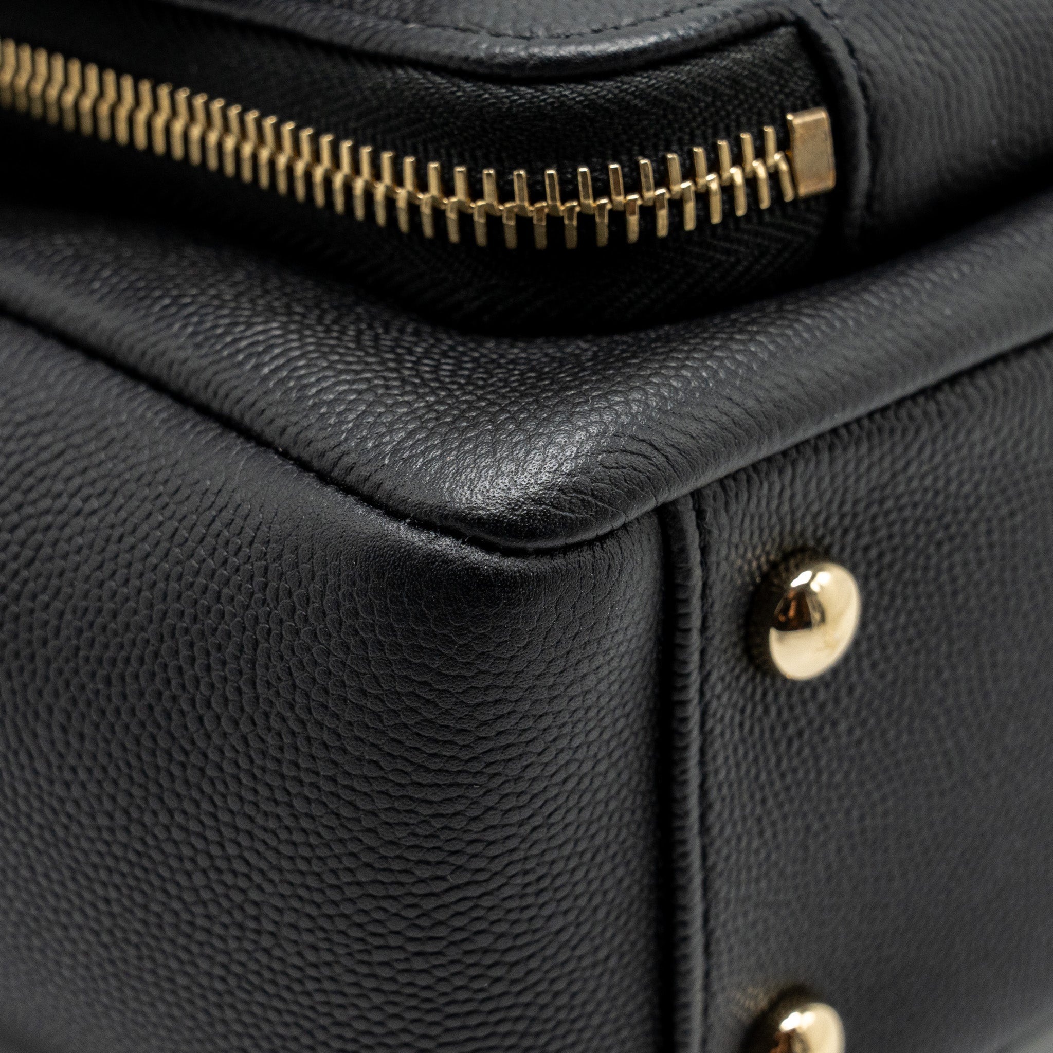 Chanel Medium Business Affinity Caviar black L