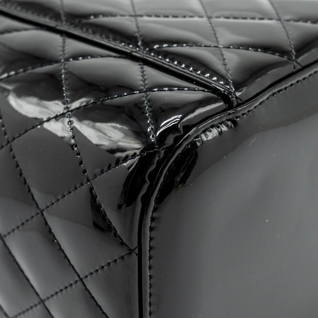 Chanel top handle vanity case patent black L