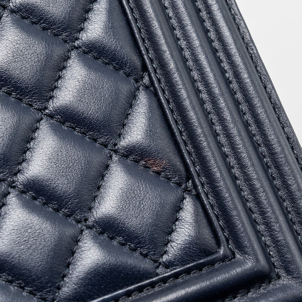 Chanel 20B medium boy bag with top handle Calfskin navy