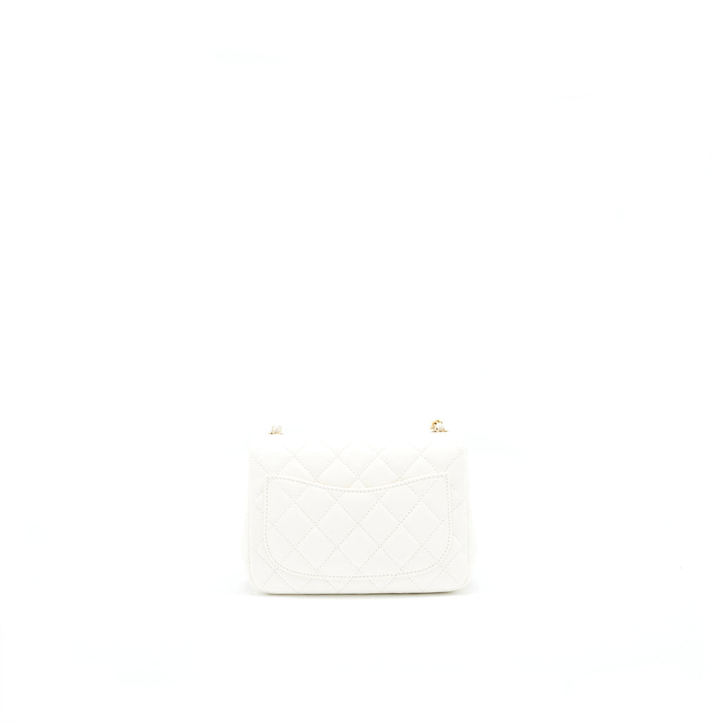 Chanel 21B Pearl Crush Square mini flap Bag Lambskin White