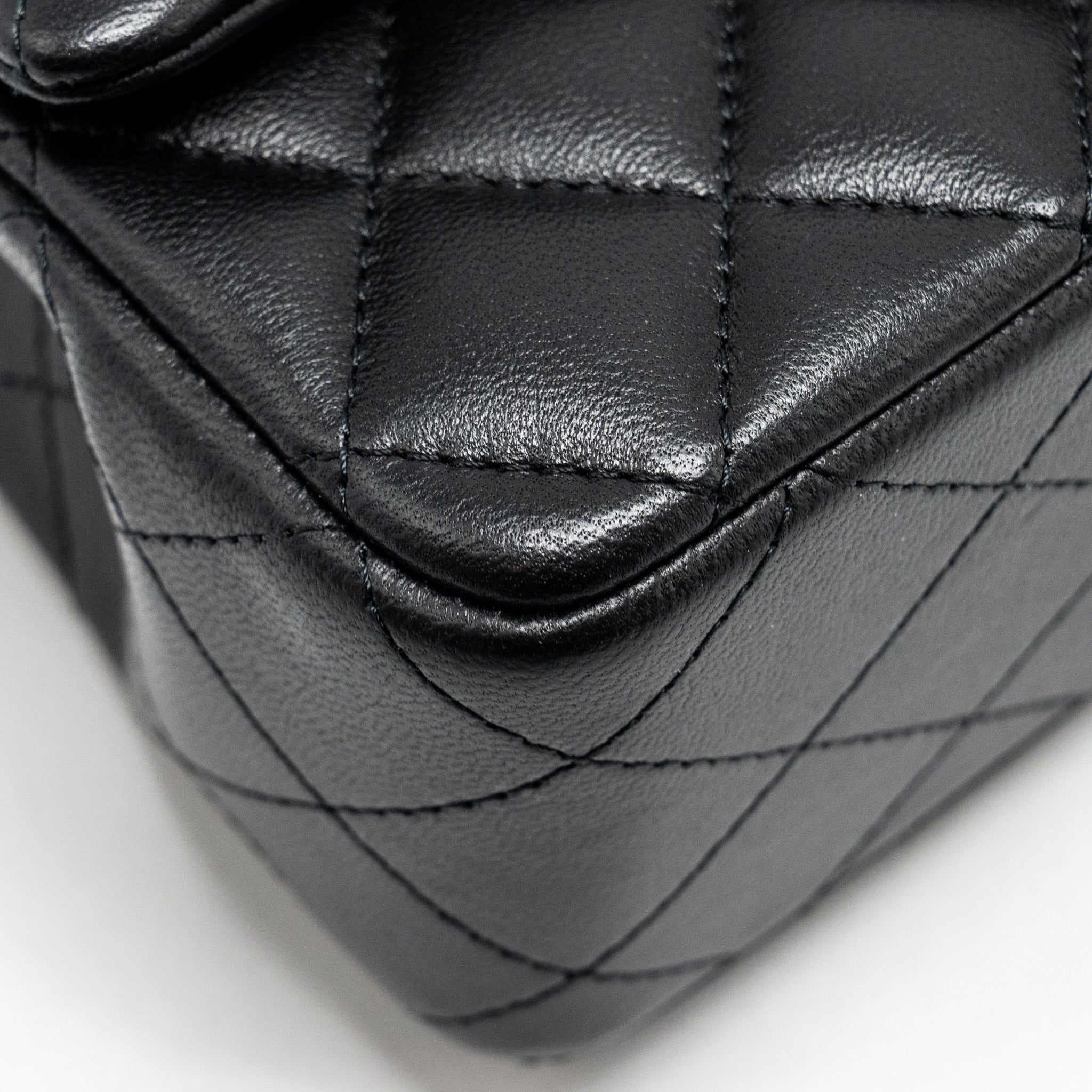 Chanel Top Handle Mini Rectangular Flap Bag Lambskin Black L (Microchip)