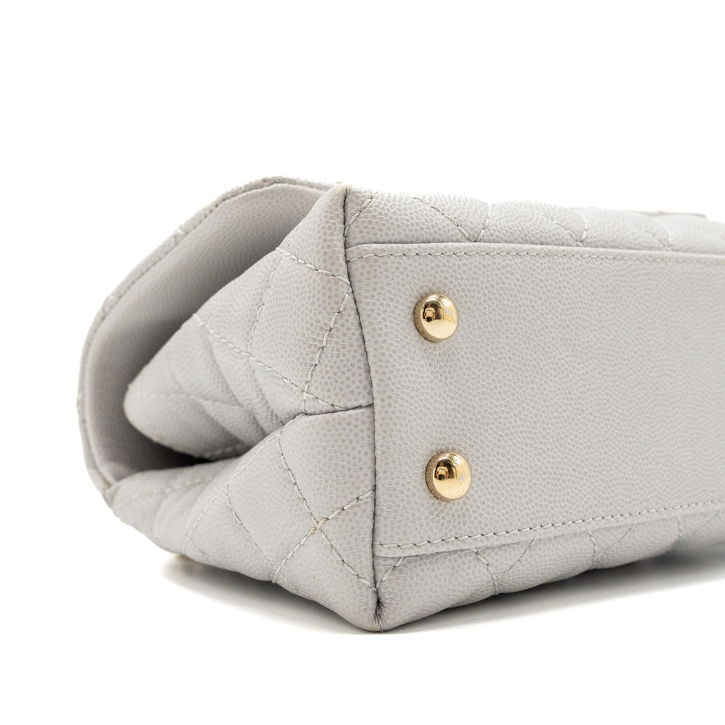 Chanel small coco handle caviar light grey L