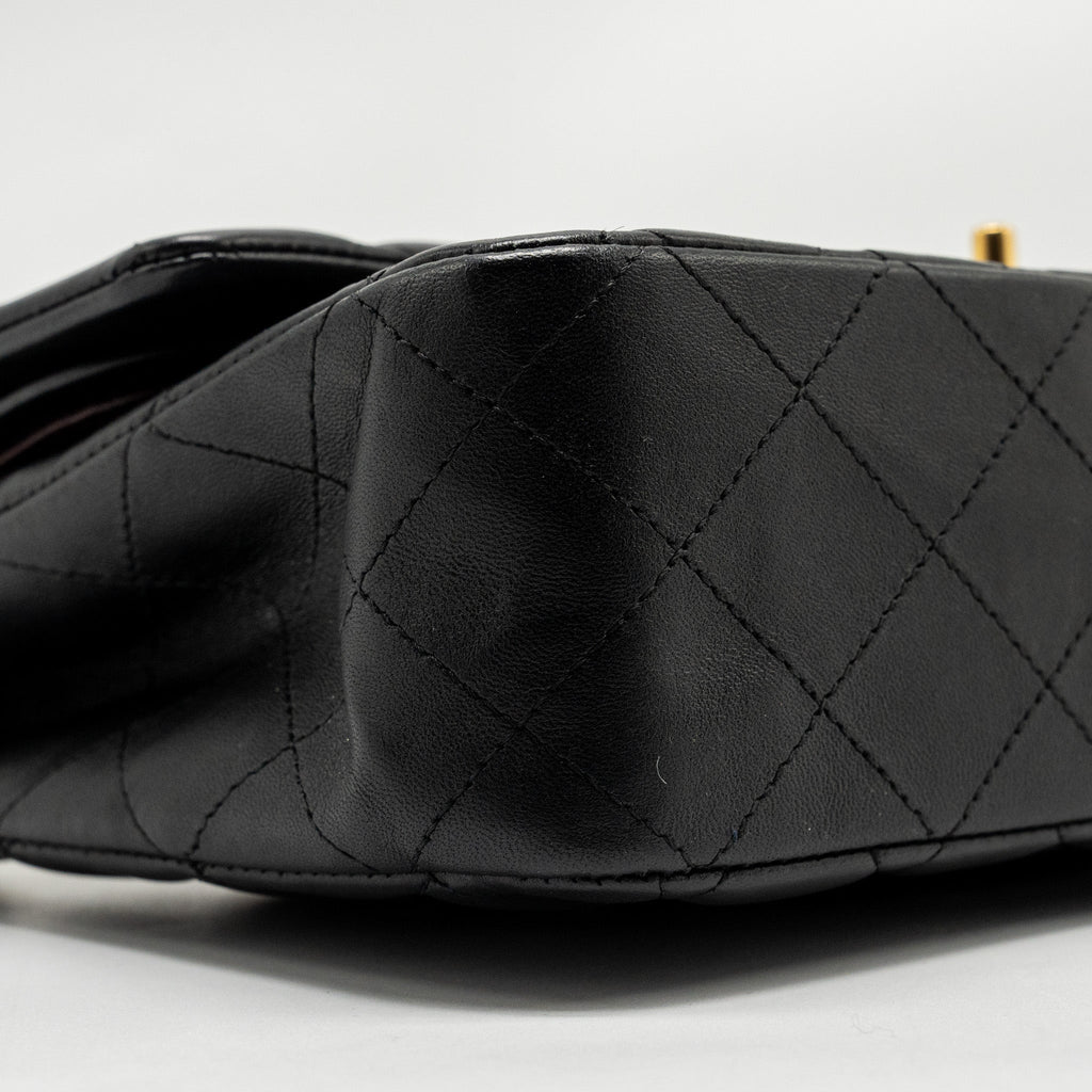 Chanel Medium Classic Double  Flap Bag Lambskin Black