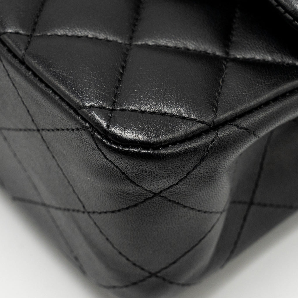 Chanel Medium Classic Double  Flap Bag Lambskin Black