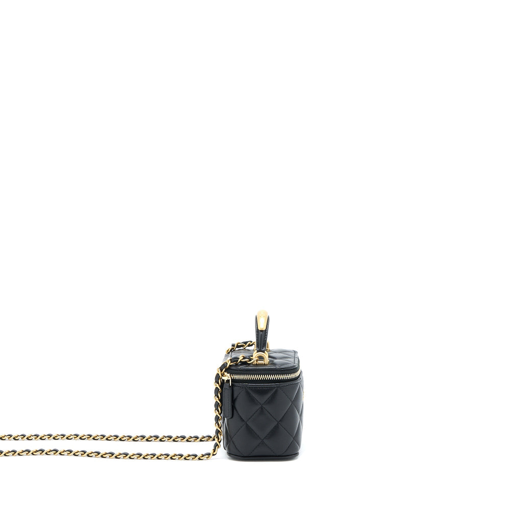 Chanel 22B Detailed Top Handle Mini Vanity With Chain Lambskin Black Brushed