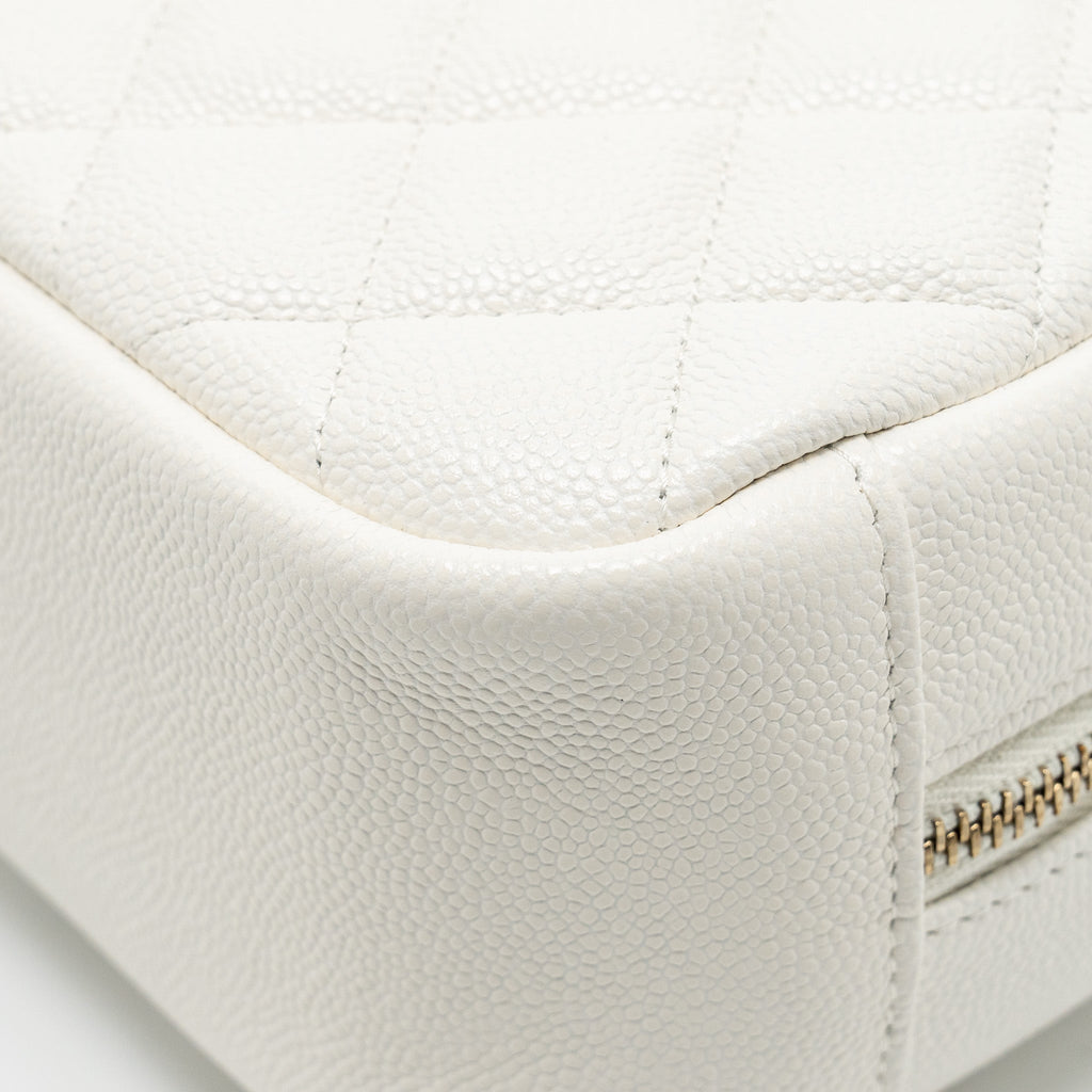 Chanel timeless classic pouch grained calfskin white L (microchip)