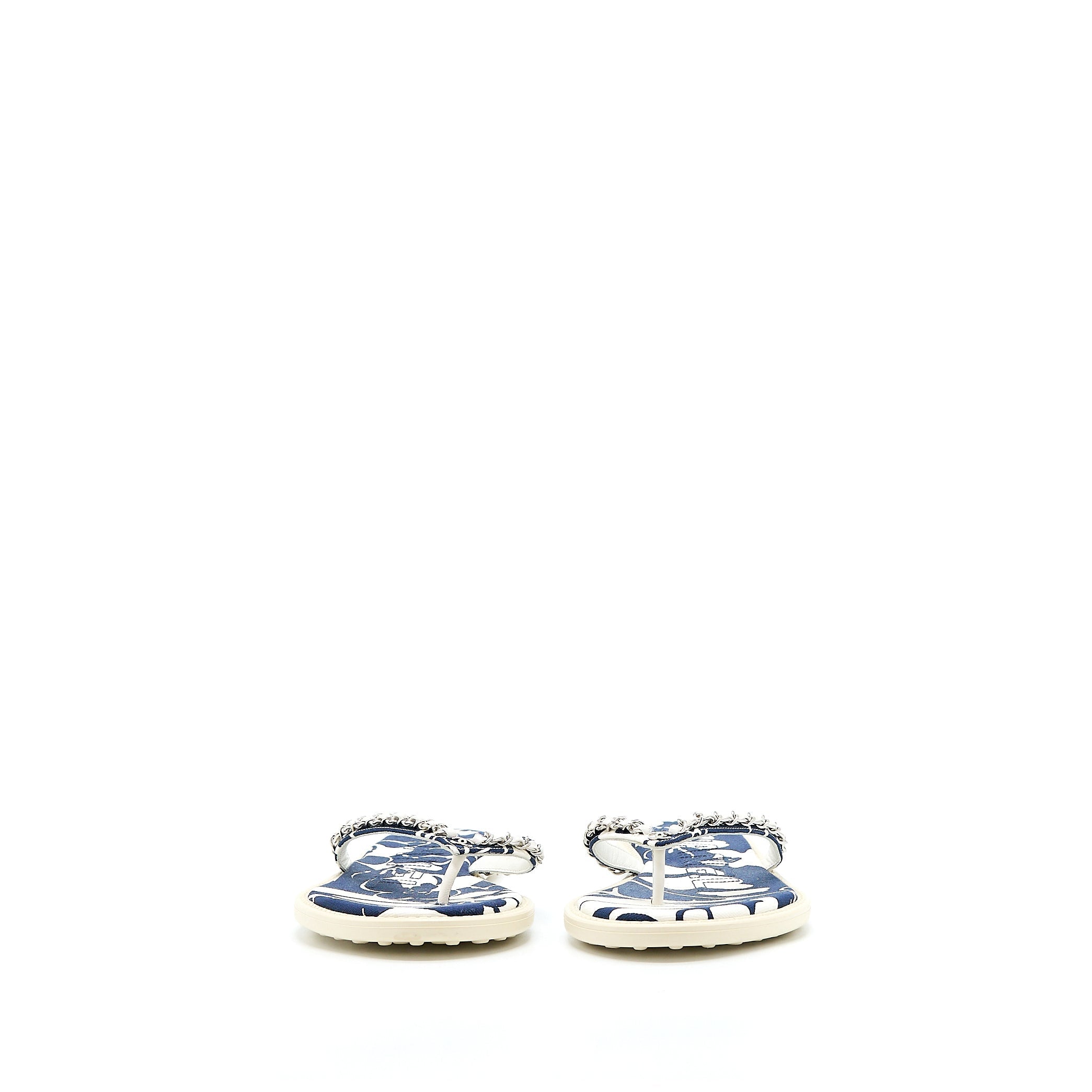 Chanel Size 40 Flip Flops with Chain Rubber/Canvas Multicolour