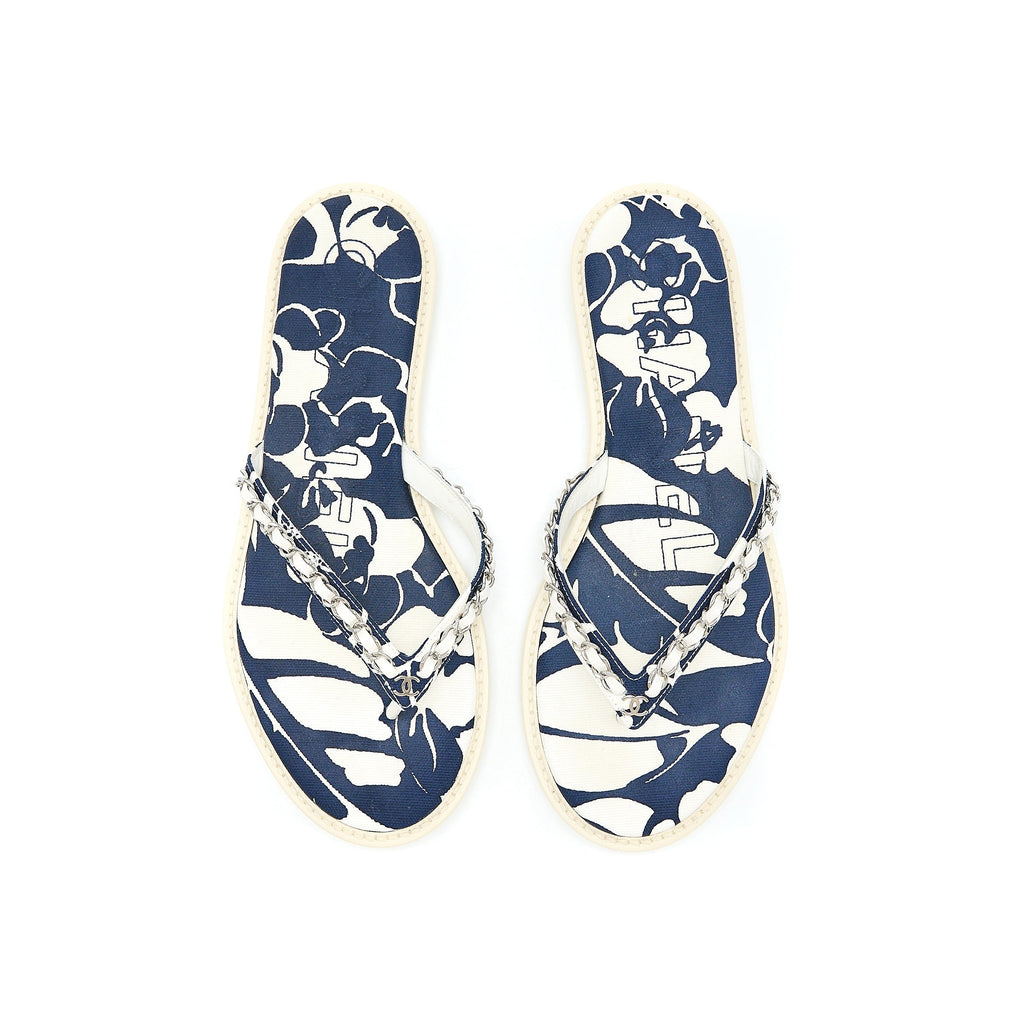 Chanel Size 40 Flip Flops with Chain Rubber/Canvas Multicolour