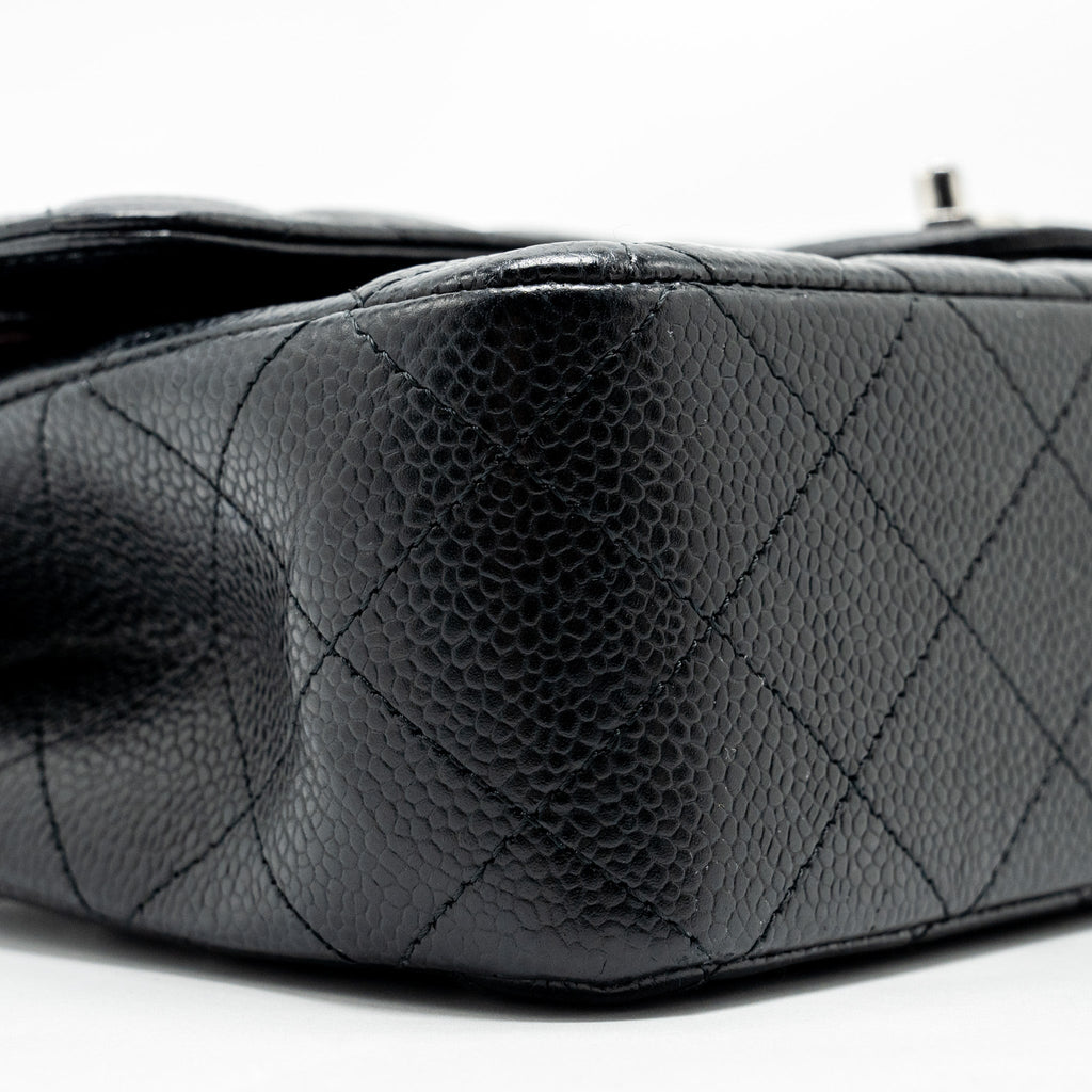 Chanel Medium Classic Double Flap Bag Caviar Black  (microchip)