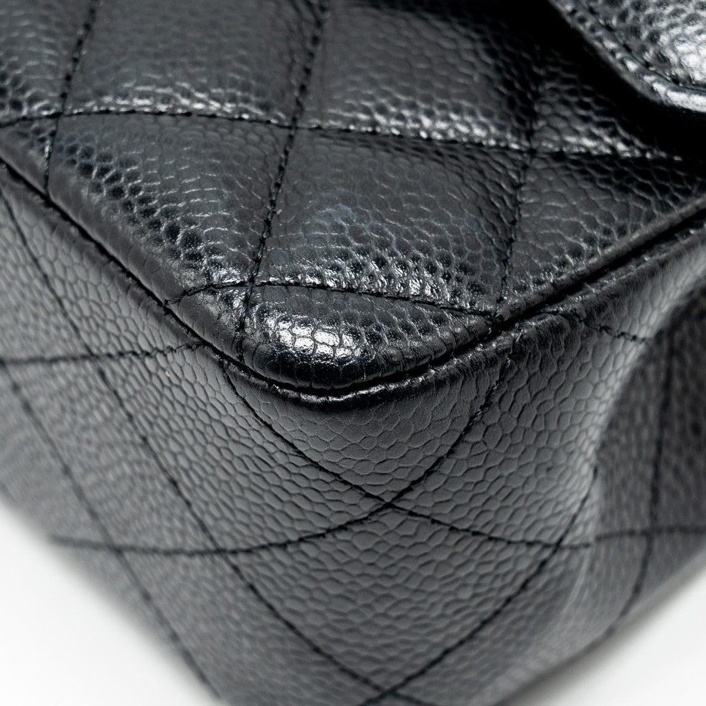 Chanel Medium Classic Double Flap Bag Caviar Black  (microchip)