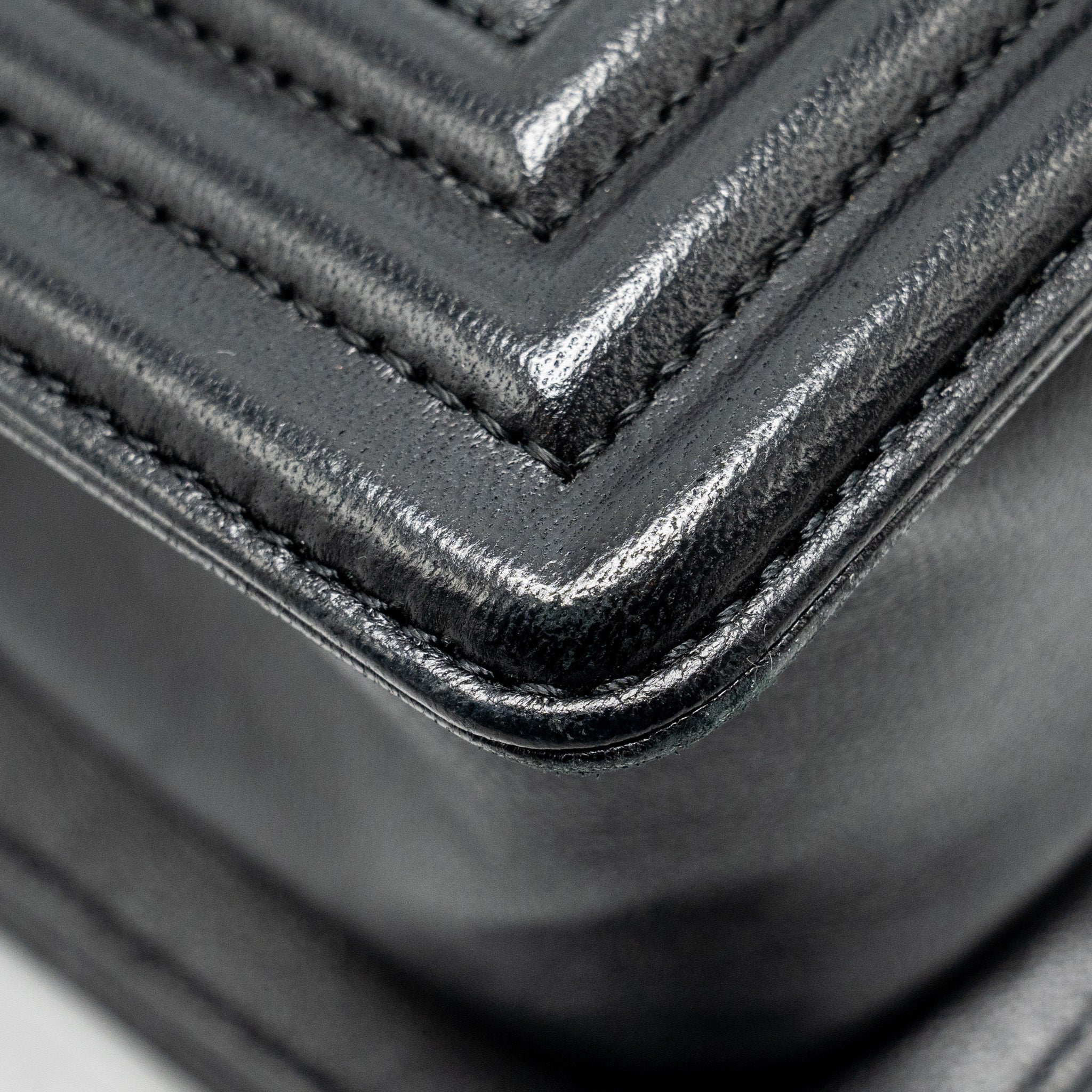 Chanel Small Boy Bag Lambskin black