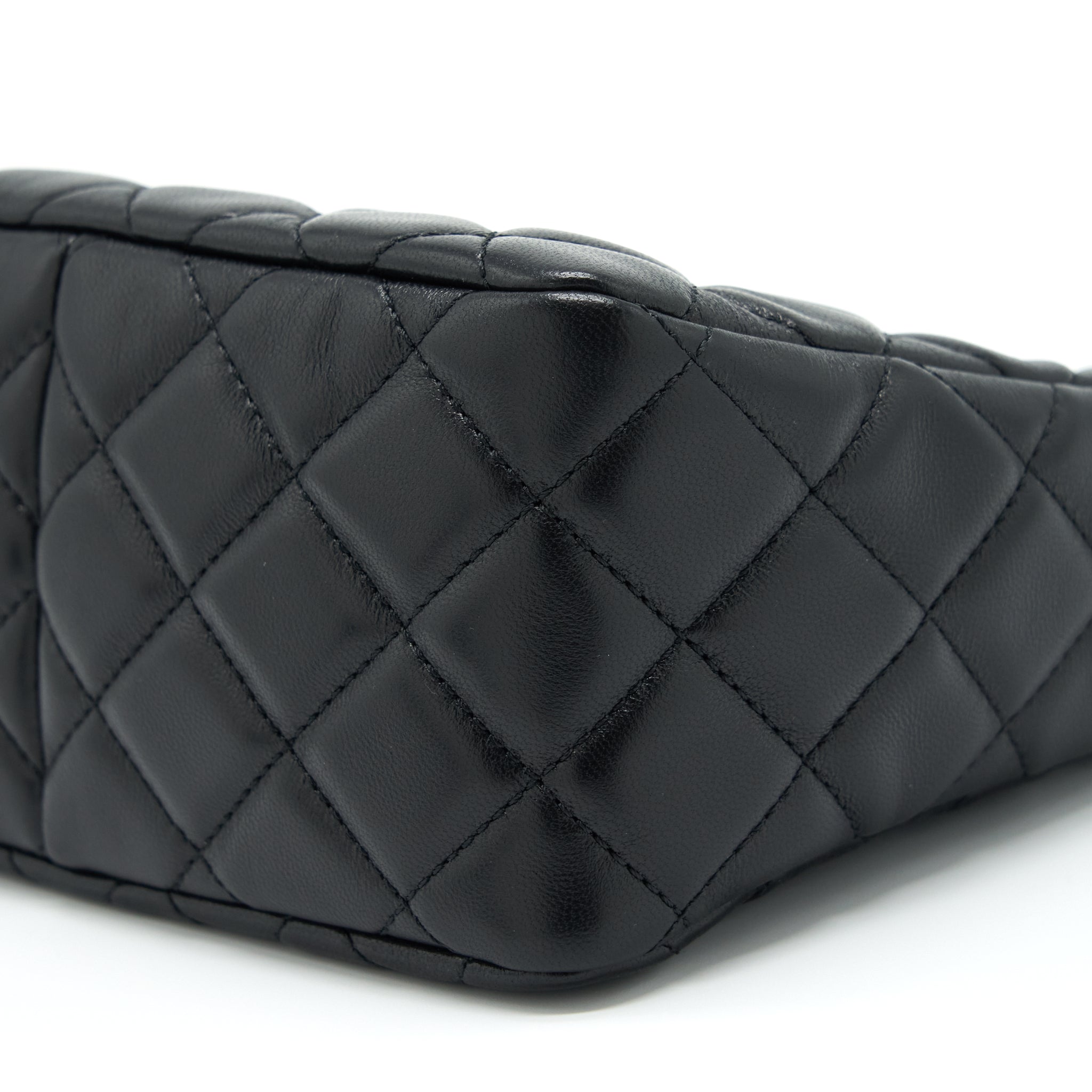Chanel 22S Pearl Crush Hobo Bag Lambskin Black