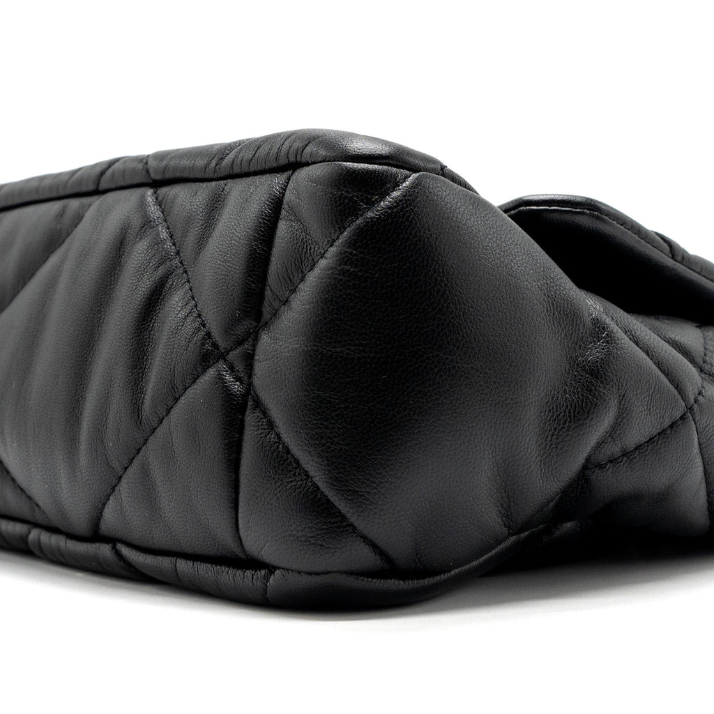 Chanel Medium 19 Bag Goatskin Black Multicolour hardware
